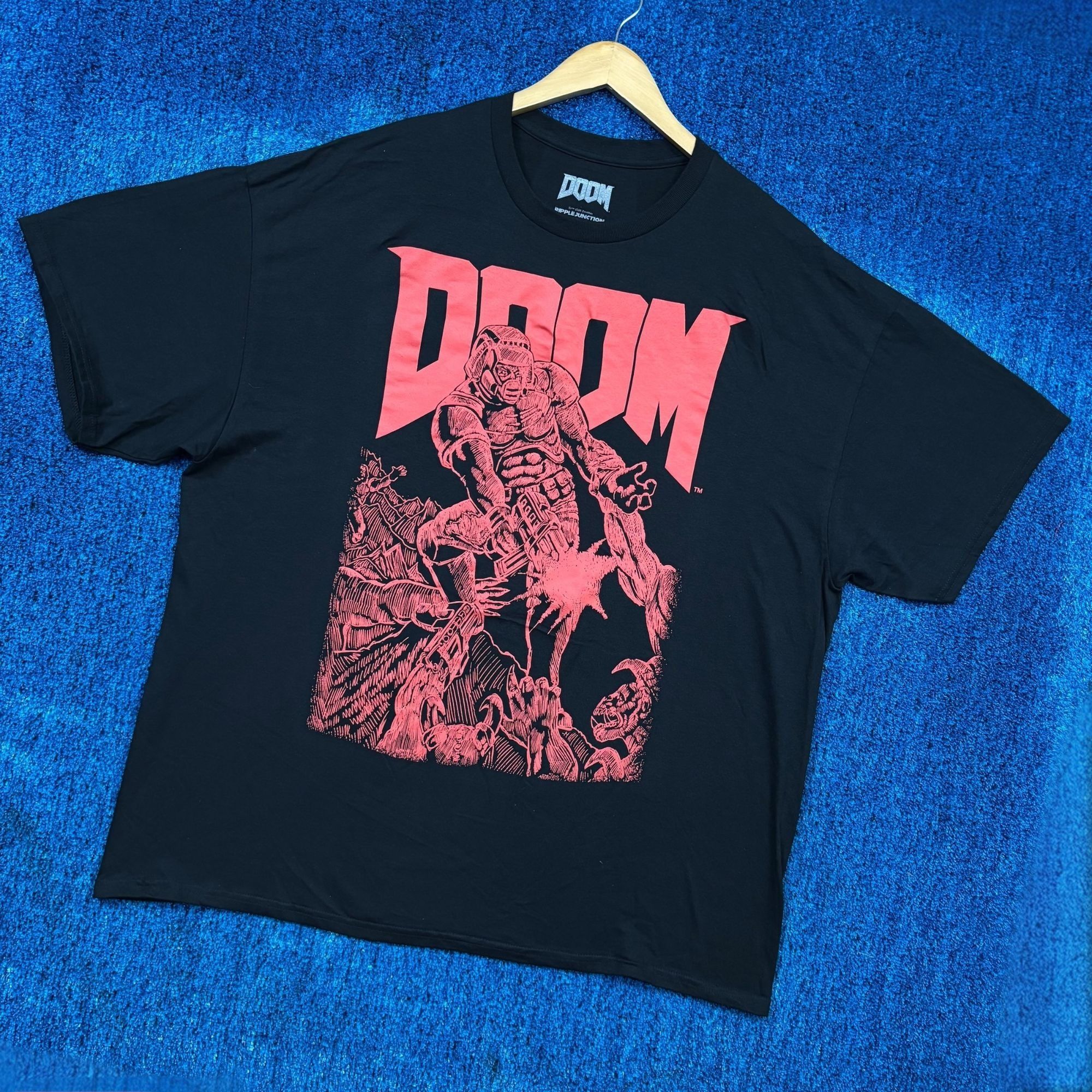 Other Doom Super Nintendo Video Game Cover Red Sketched Art Tee 2X Size US XXL / EU 58 / 5 - 3 Thumbnail