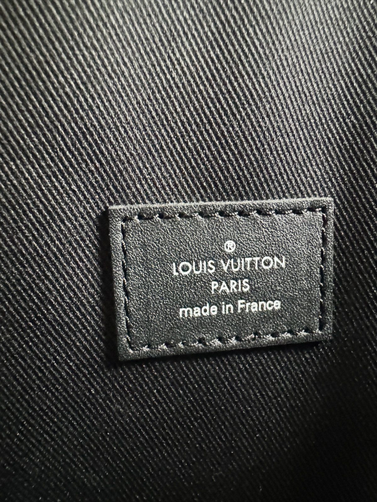 Louis Vuitton LOUIS VUITTON x AMERICA’S CUP CLUTCH BAG *RARE* Size ONE SIZE - 16 Thumbnail