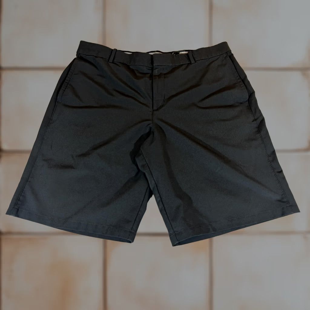 Nike Nike Golf Shorts Mens 36 Black Flex Dri Fit Chino Stretch Performance Casual Size US 36 / EU 52 - 1 Thumbnail