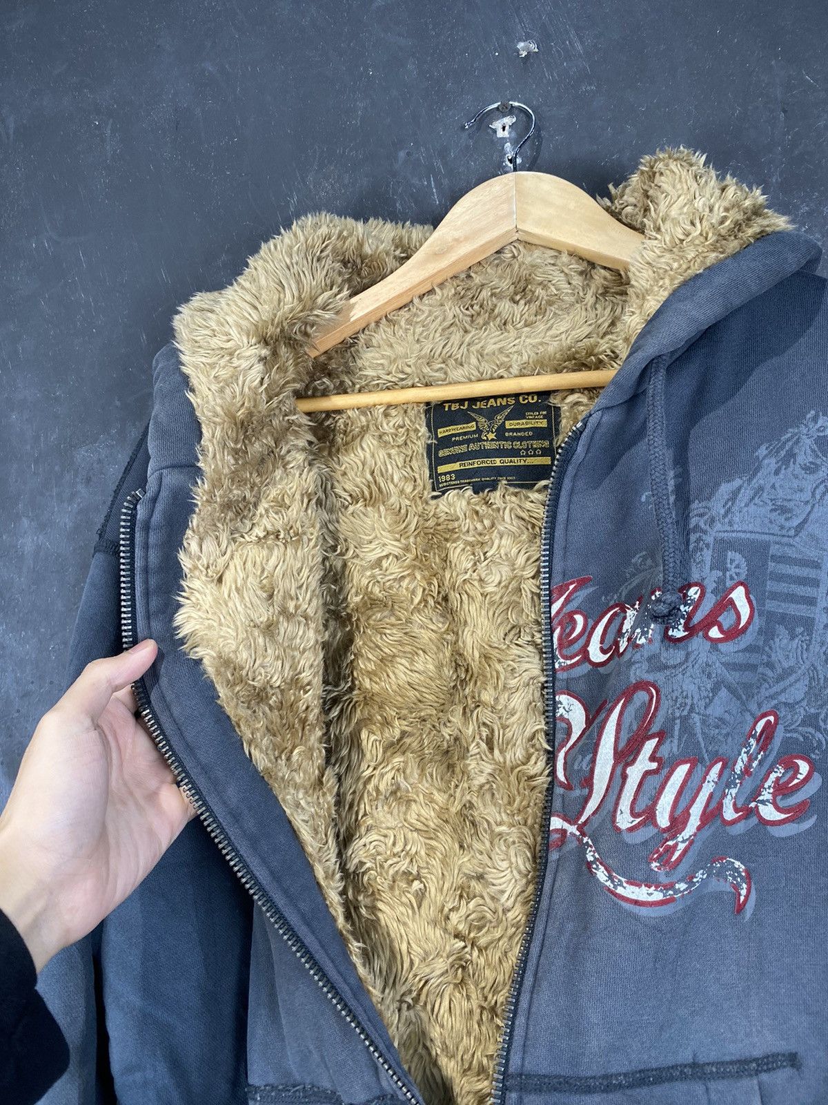 If Six Was Nine × Le Grande Bleu (L.G.B.) y2k Faux Fur Spellout Zipped Up Jacket Hoodie Size US L / EU 52-54 / 3 - 5 Thumbnail