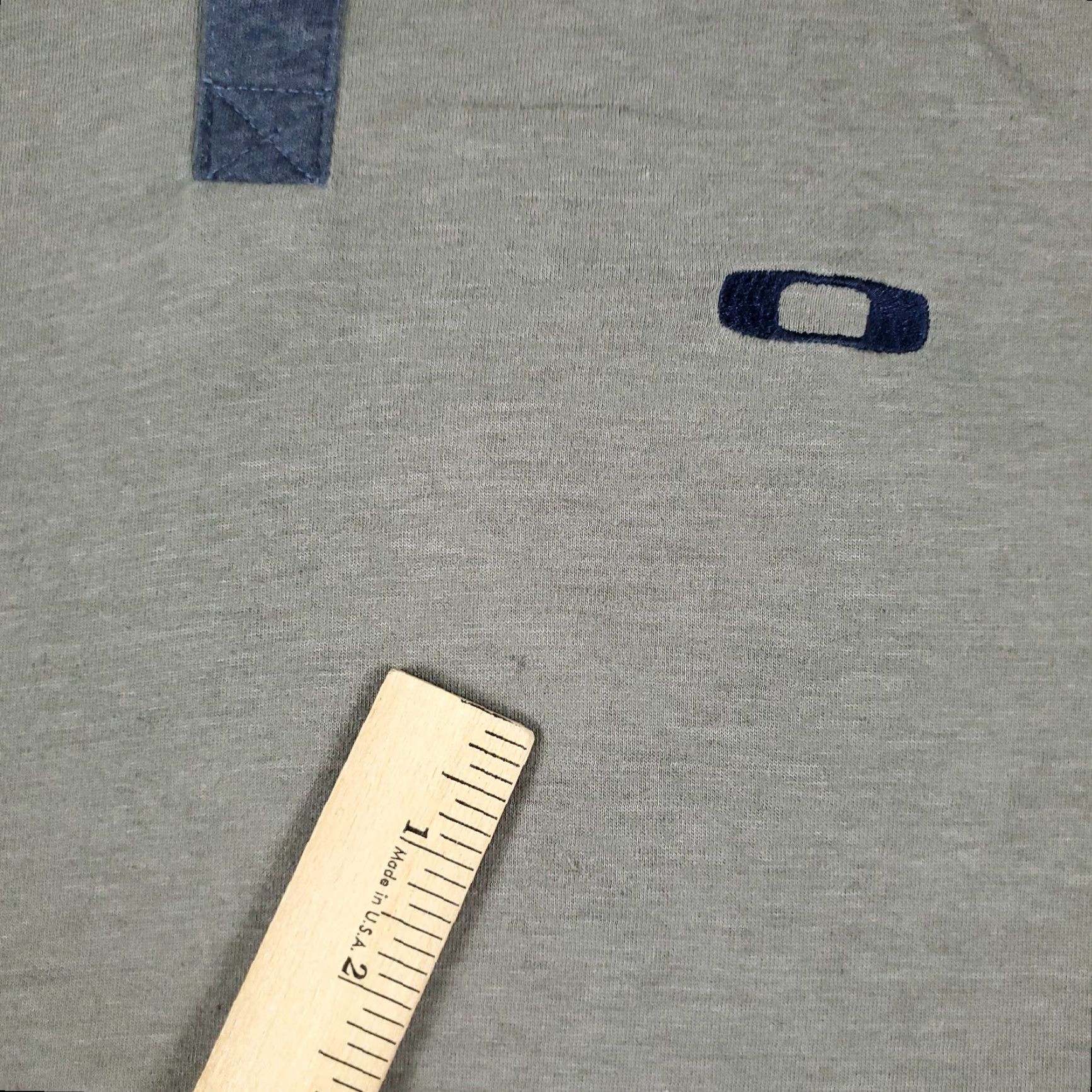 Oakley Oakley T Shirt Men XL Gray Short Sleeve Crew Neck Logo Regular Fit Vintage No Size US XL / EU 56 / 4 - 4 Thumbnail