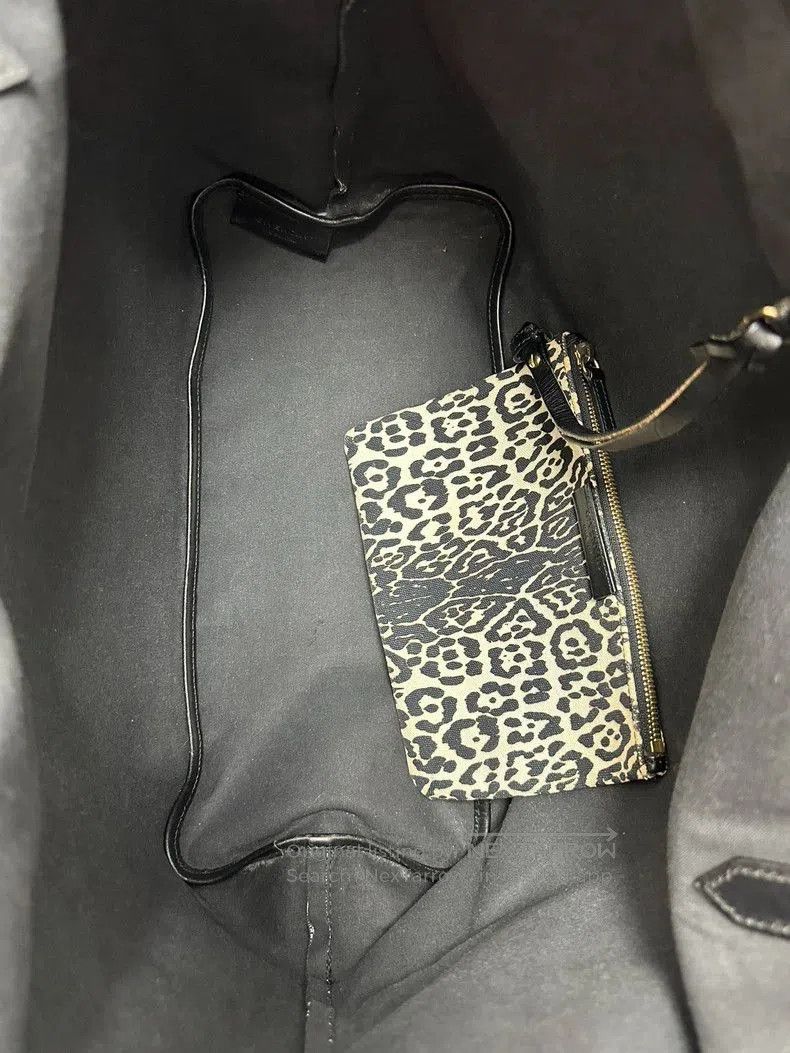 Givenchy Givenchy Black White Leopard Print Tote Bag. Size ONE SIZE - 7 Thumbnail
