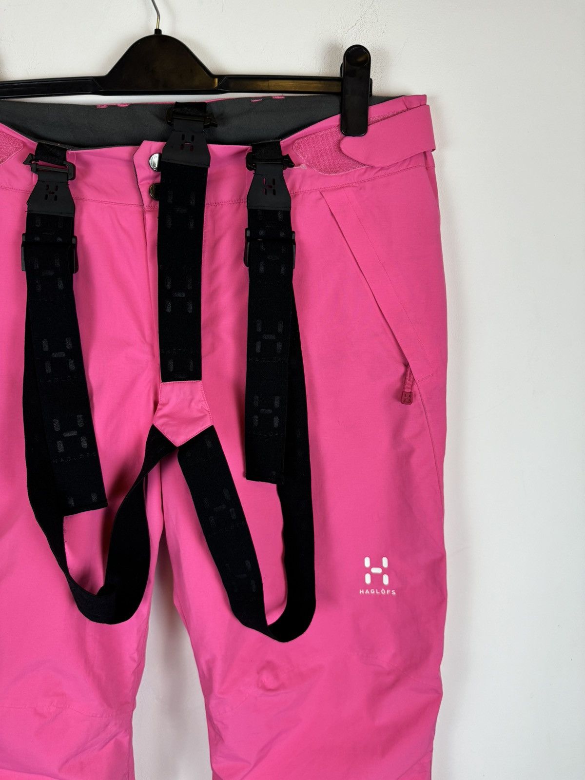 Haglofs Woman’s Haglofs Gore-Tex Ski Pants Size 32" / US 10 / IT 46 - 2 Thumbnail