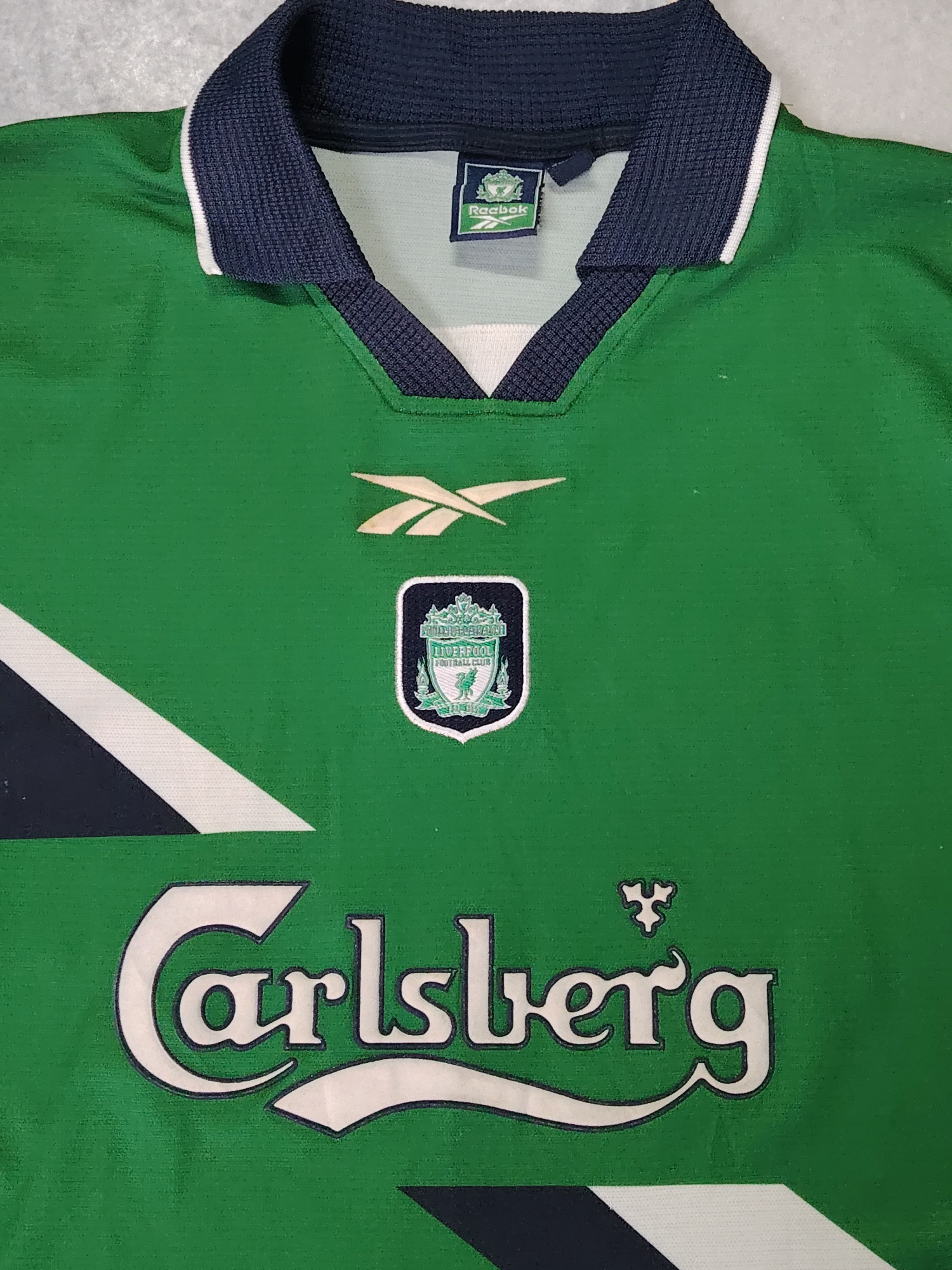 Vintage Vintage Liverpool Away 1999/2000 football jersey Size US XL / EU 56 / 4 - 3 Thumbnail