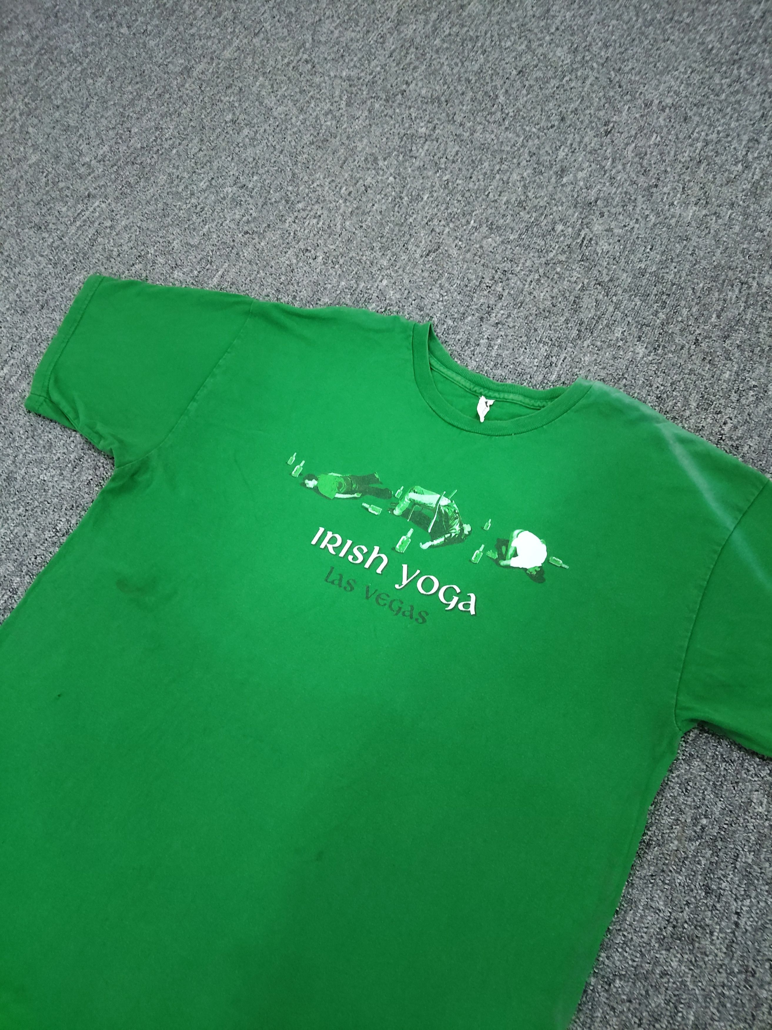 Vintage Vintage Irish Yoga Las Vegas drunk graphic t shirt Size US L / EU 52-54 / 3 - 2 Thumbnail