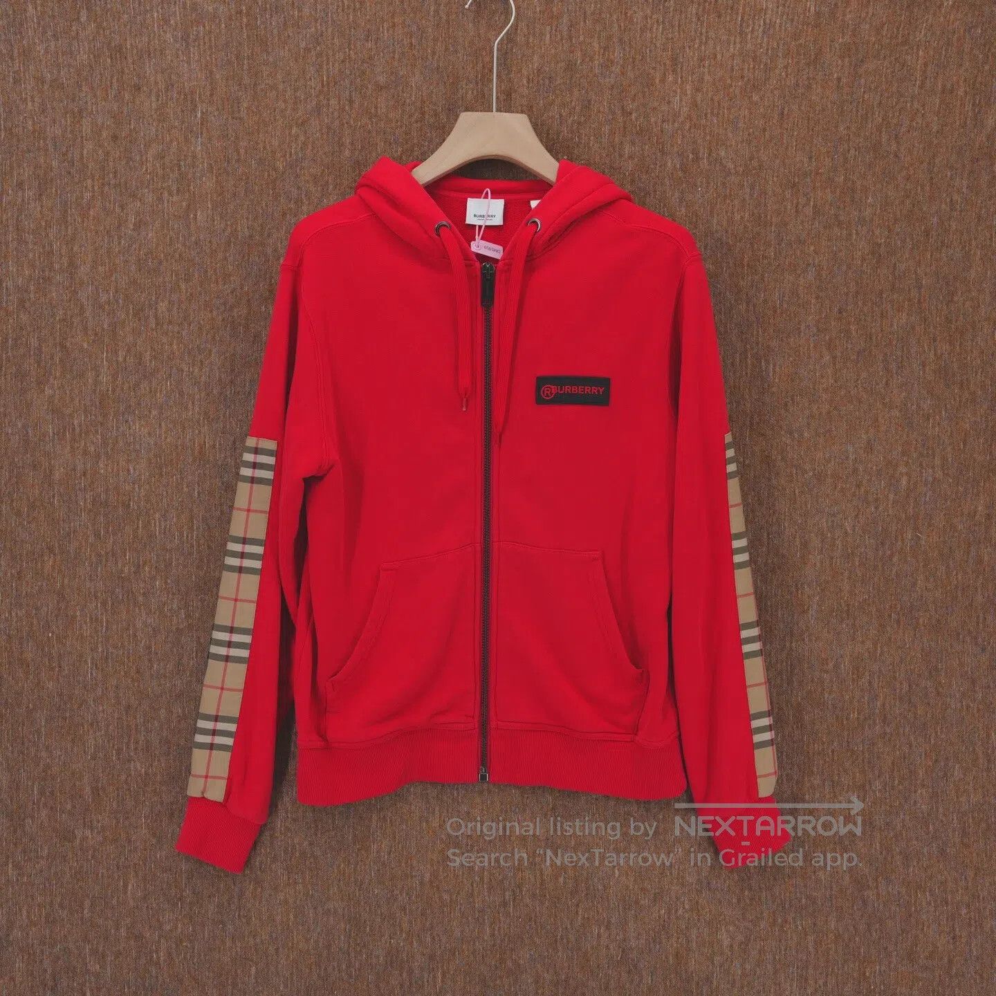 Burberry Burberry Arm-checkered red zipper hoodie Size XS / US 0-2 / IT 36-38 - 1 Thumbnail