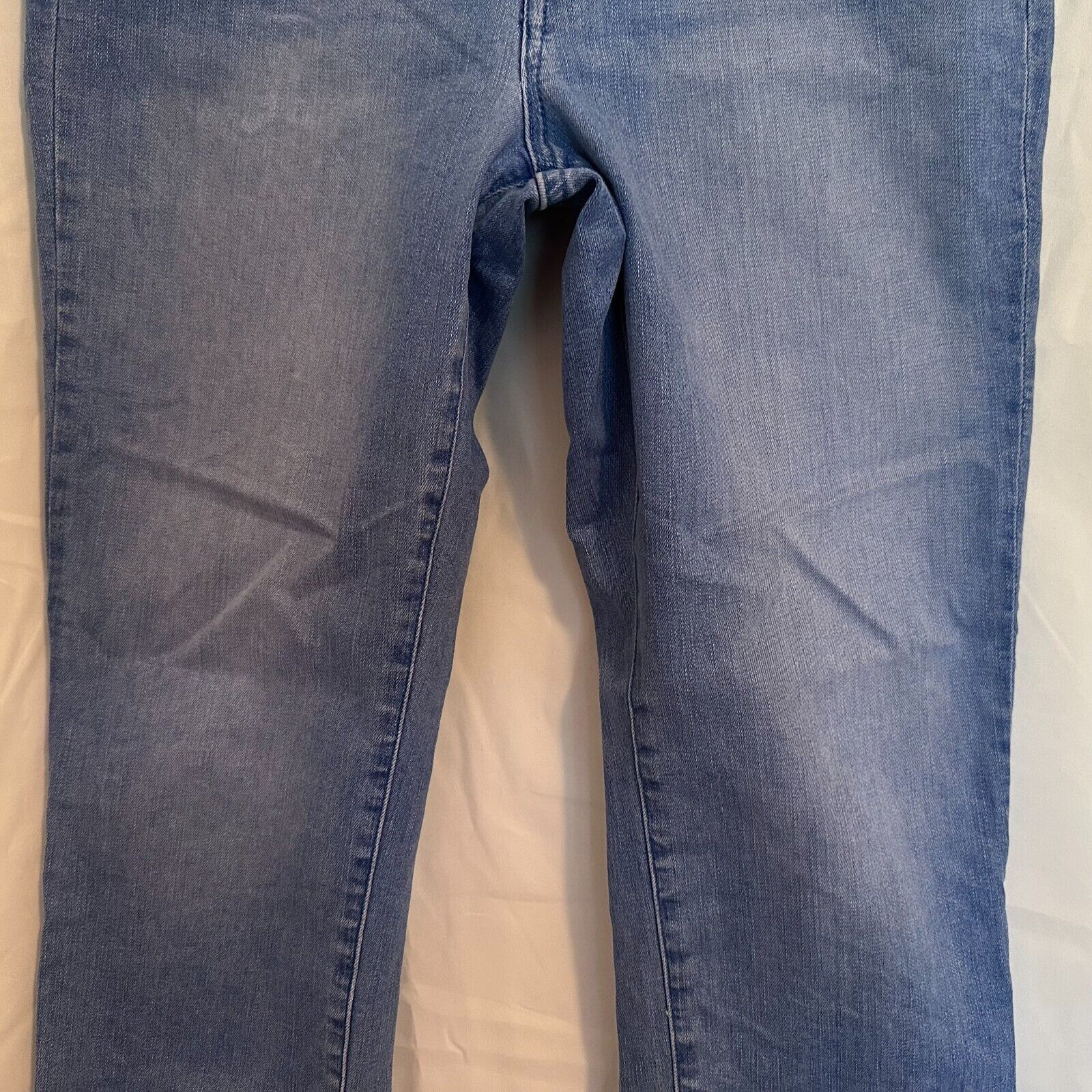 Lauren Ralph Lauren Lauren "Ralph Lauren" Embroidered Hem Cropped Blue Jeans Sz8 Size 29" - 5 Thumbnail