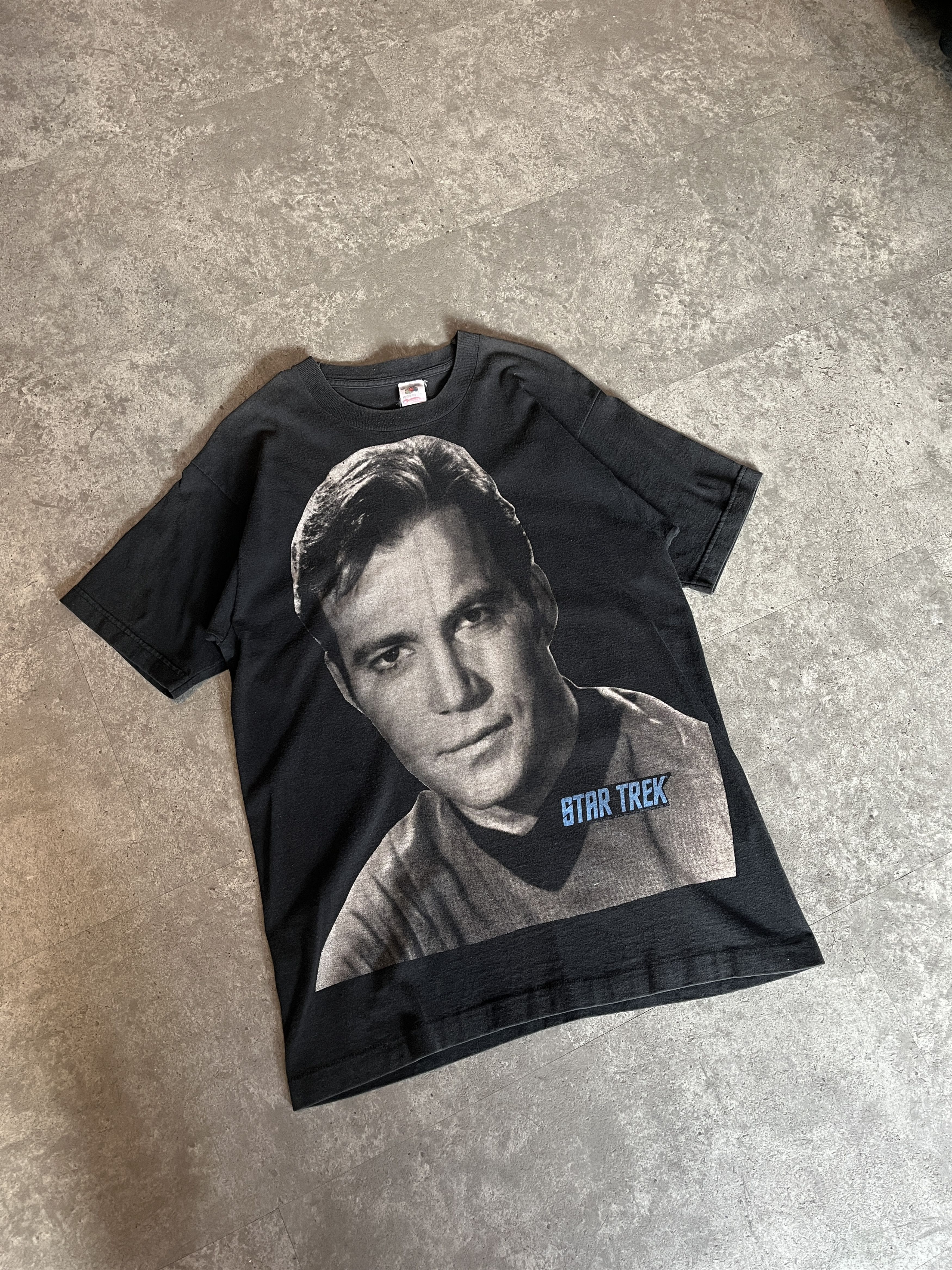 Vintage "VINTAGE" STAR TREK FACE TEE Size US L / EU 52-54 / 3 - 1 Thumbnail