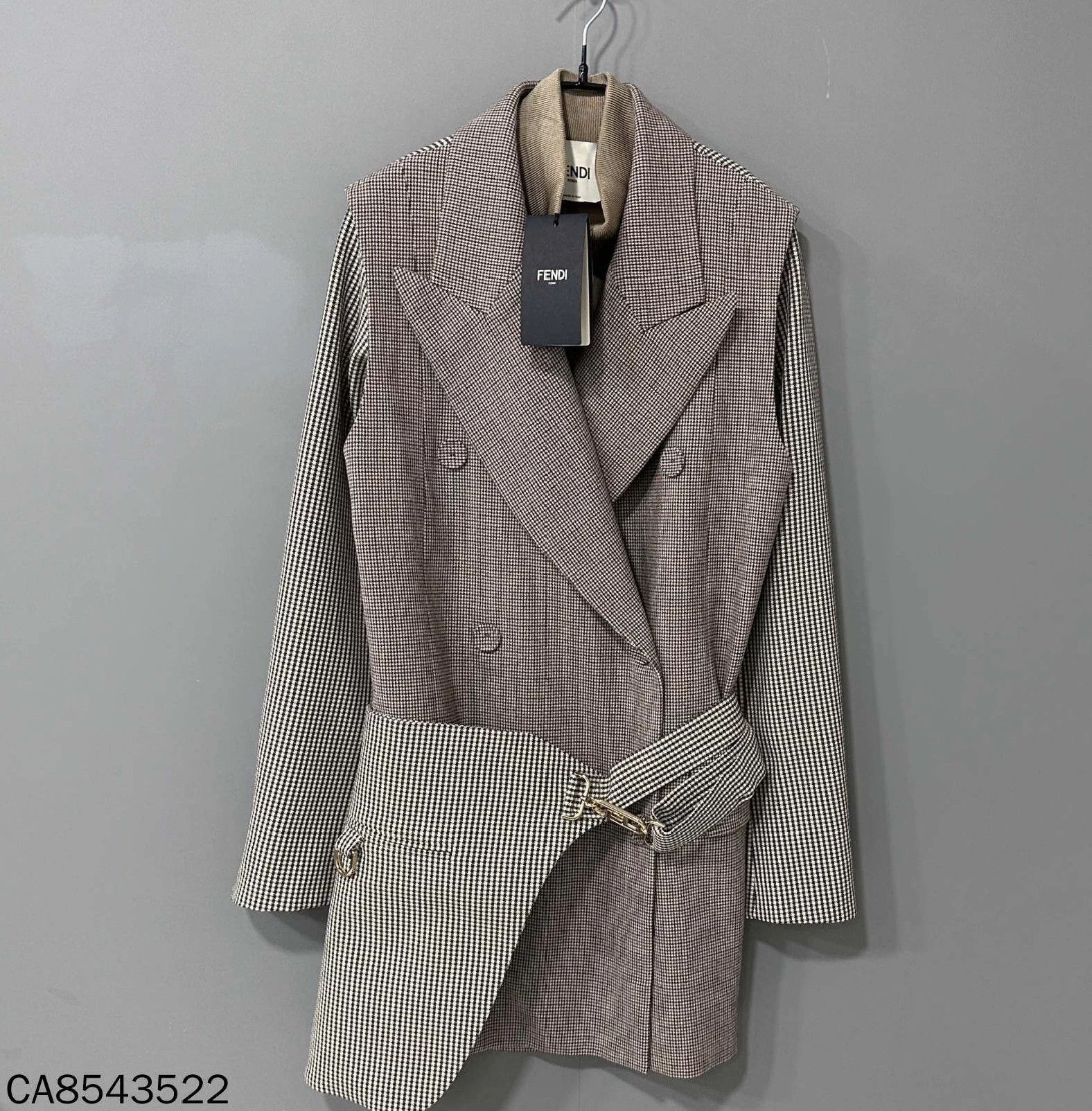 Fendi FENDI FW22 Plaid Removable Belt Layered Jacket 40 Size XL / US 12-14 / IT 48-50 - 1 Thumbnail