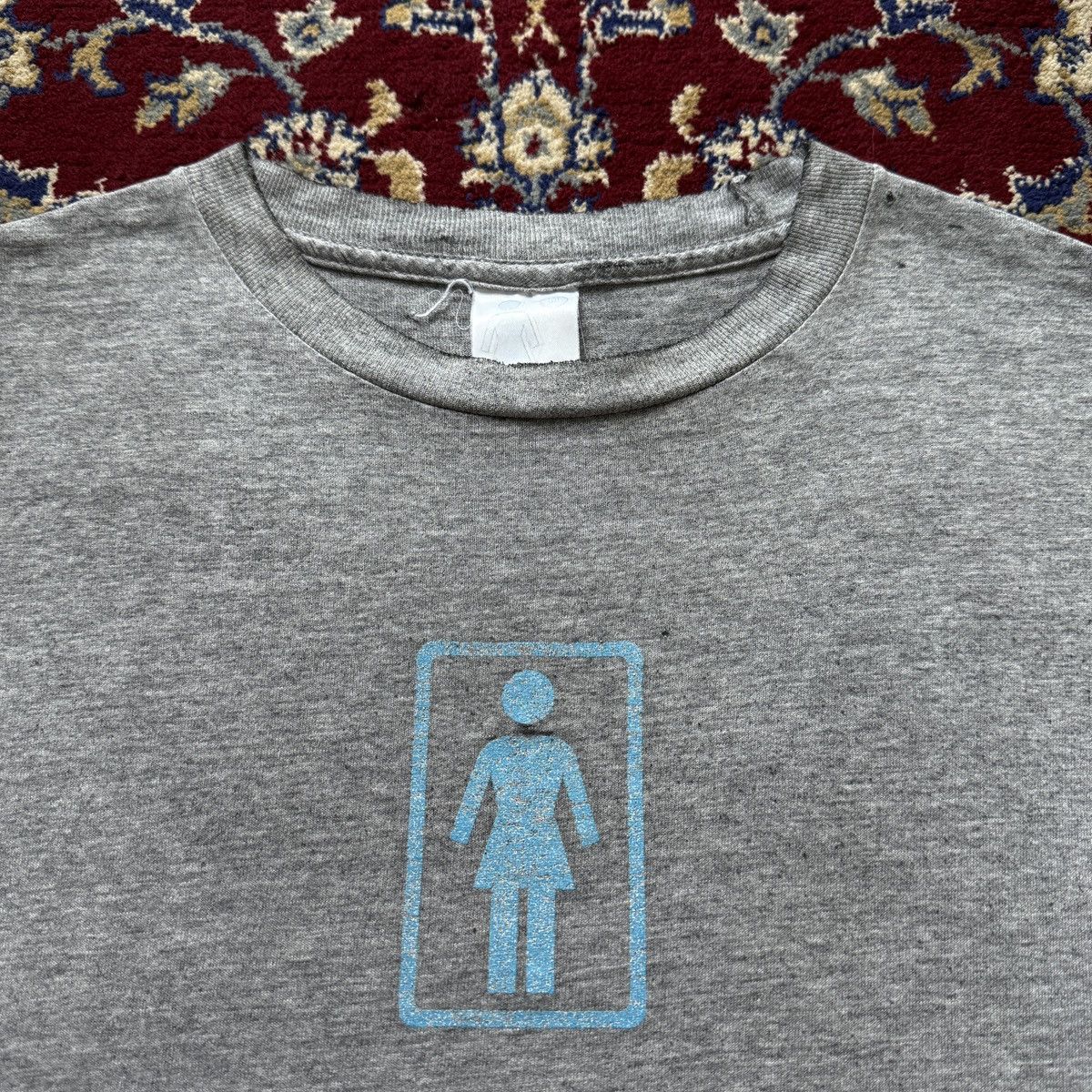 Girl Skateboards Vintage 90s Girl skateboards Box Logo skater tee Size US M / EU 48-50 / 2 - 1 Thumbnail