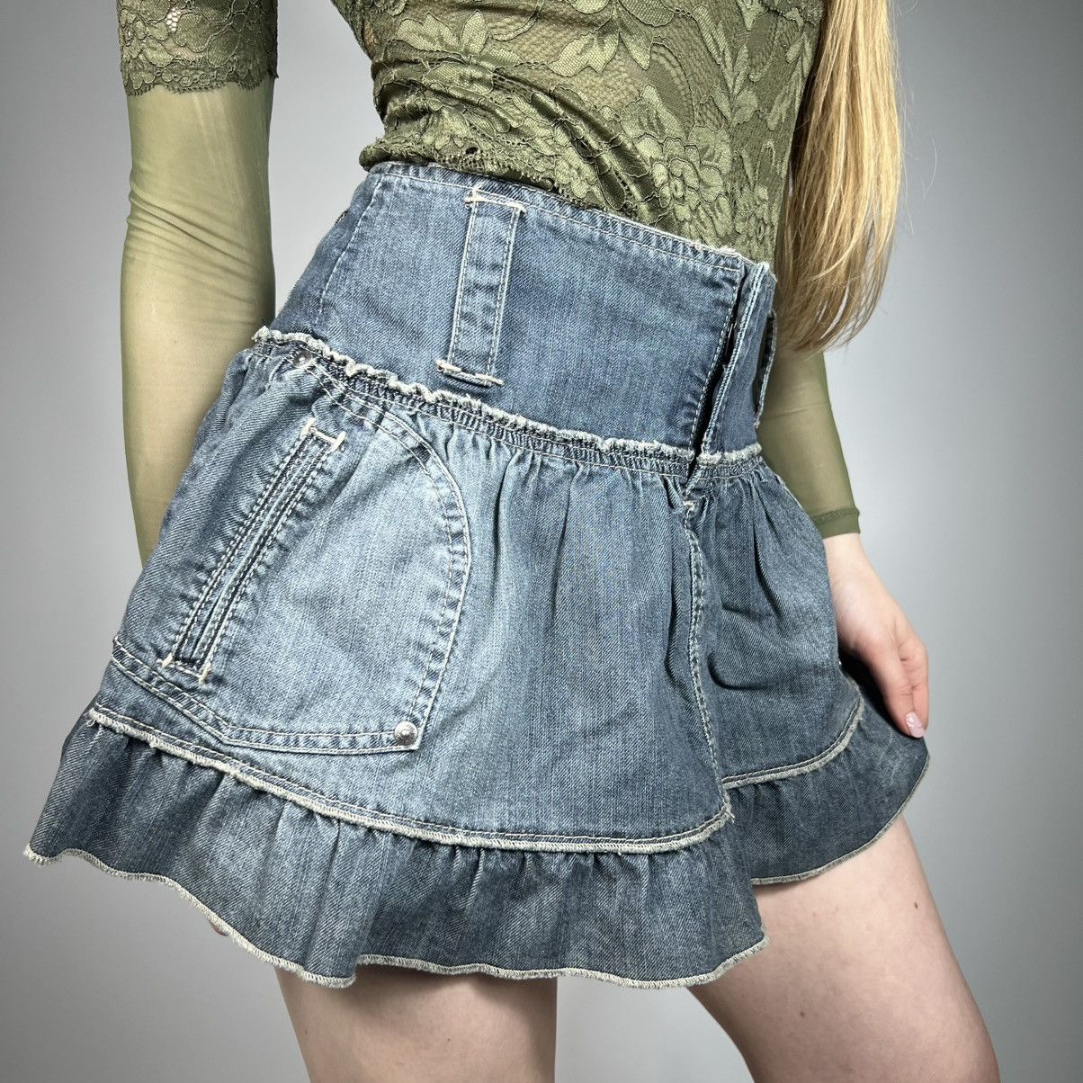 Japanese Brand Vintage Y2K Japanese Flared Retro Mini Skirt Hysteric Style Size 28" / US 6 / IT 42 - 3 Thumbnail