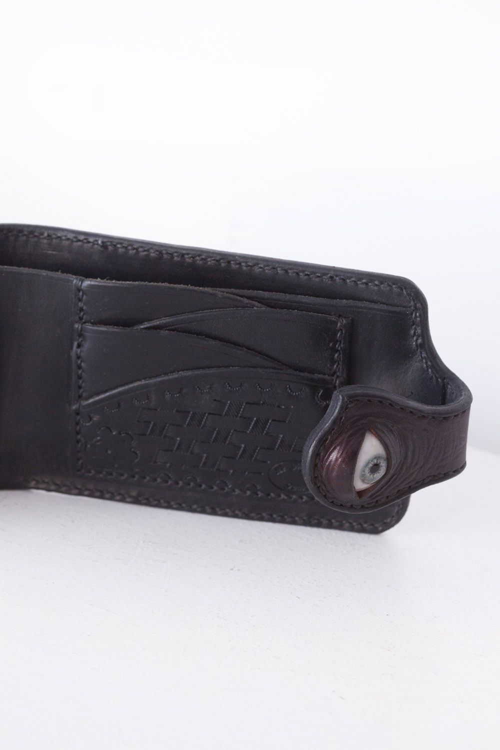 Other Seb Le Trafniar eye prosthesis leather wallet Size ONE SIZE - 8 Thumbnail