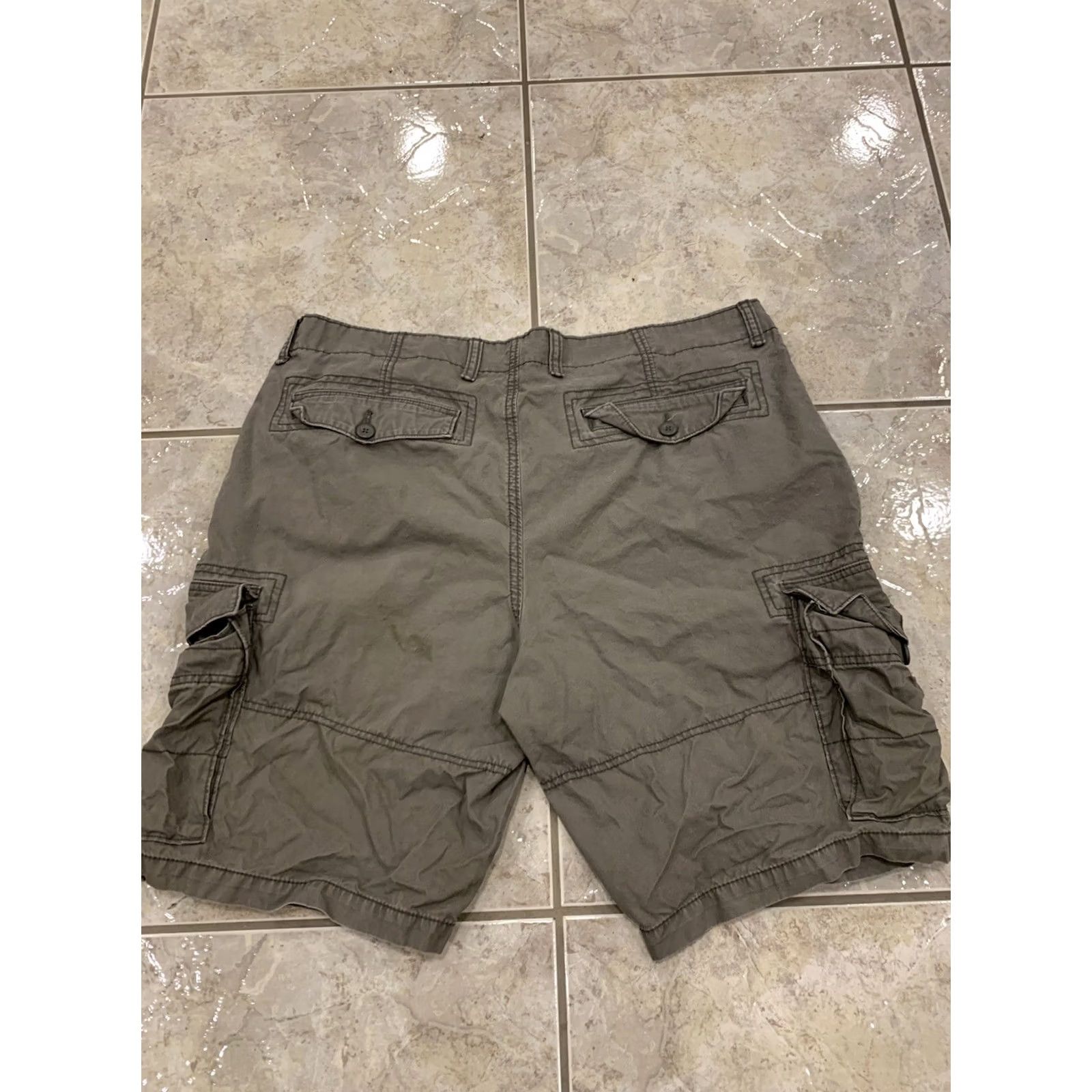 Old Navy Old Navy Mens Gray Cargo Canvas Shorts 40 Regular Inseam 10.5" Bottoms Casual Workwear Size US 40 / EU 56 - 3 Thumbnail