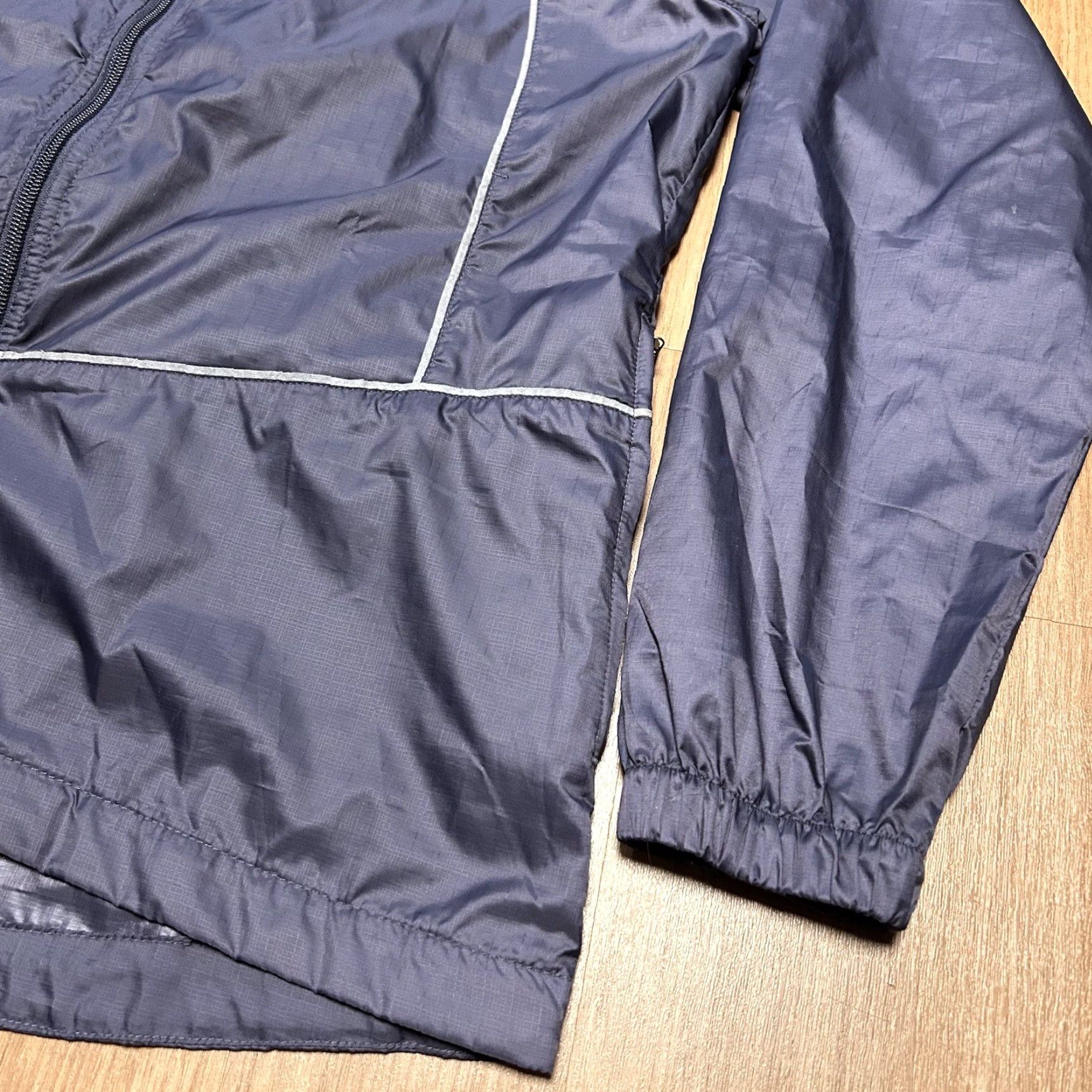 Nike VINTAGE Nike Running Windbreaker Jacket Purple Womens M Full Zip 90s Athleisure Logo Lightweight Zip-Nylon-Backpack Included Size M / US 6-8 / IT 42-44 - 6 Thumbnail