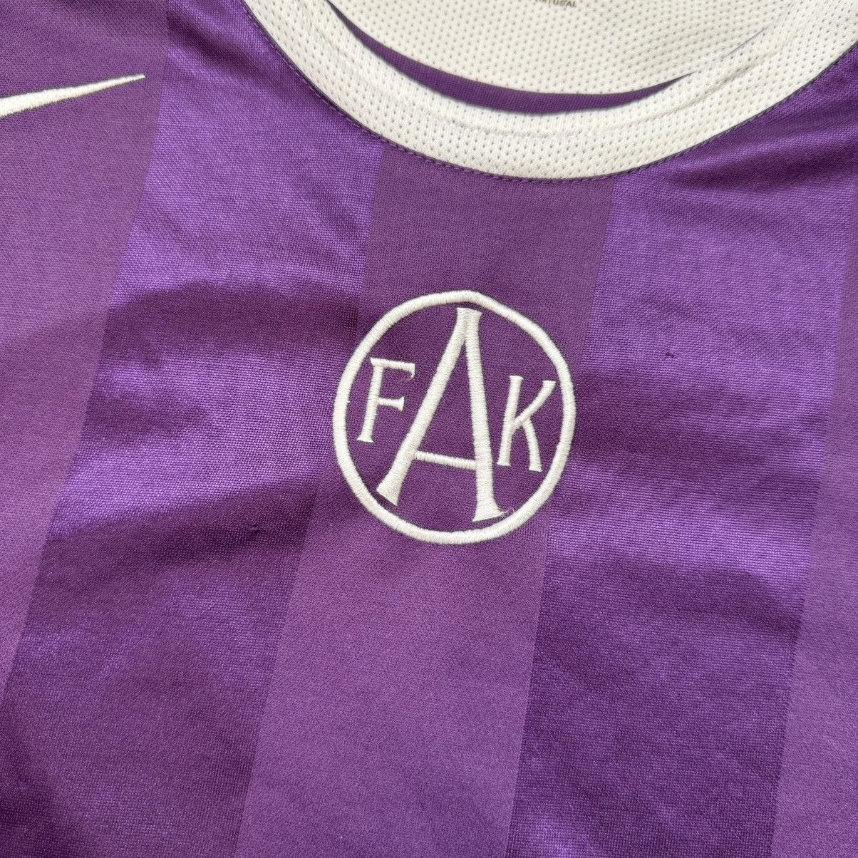 Nike VINTAGE AUSTRIA VIENNA WIEN 2005-06 FOOTBALL JERSEY Size US M / EU 48-50 / 2 - 8 Thumbnail