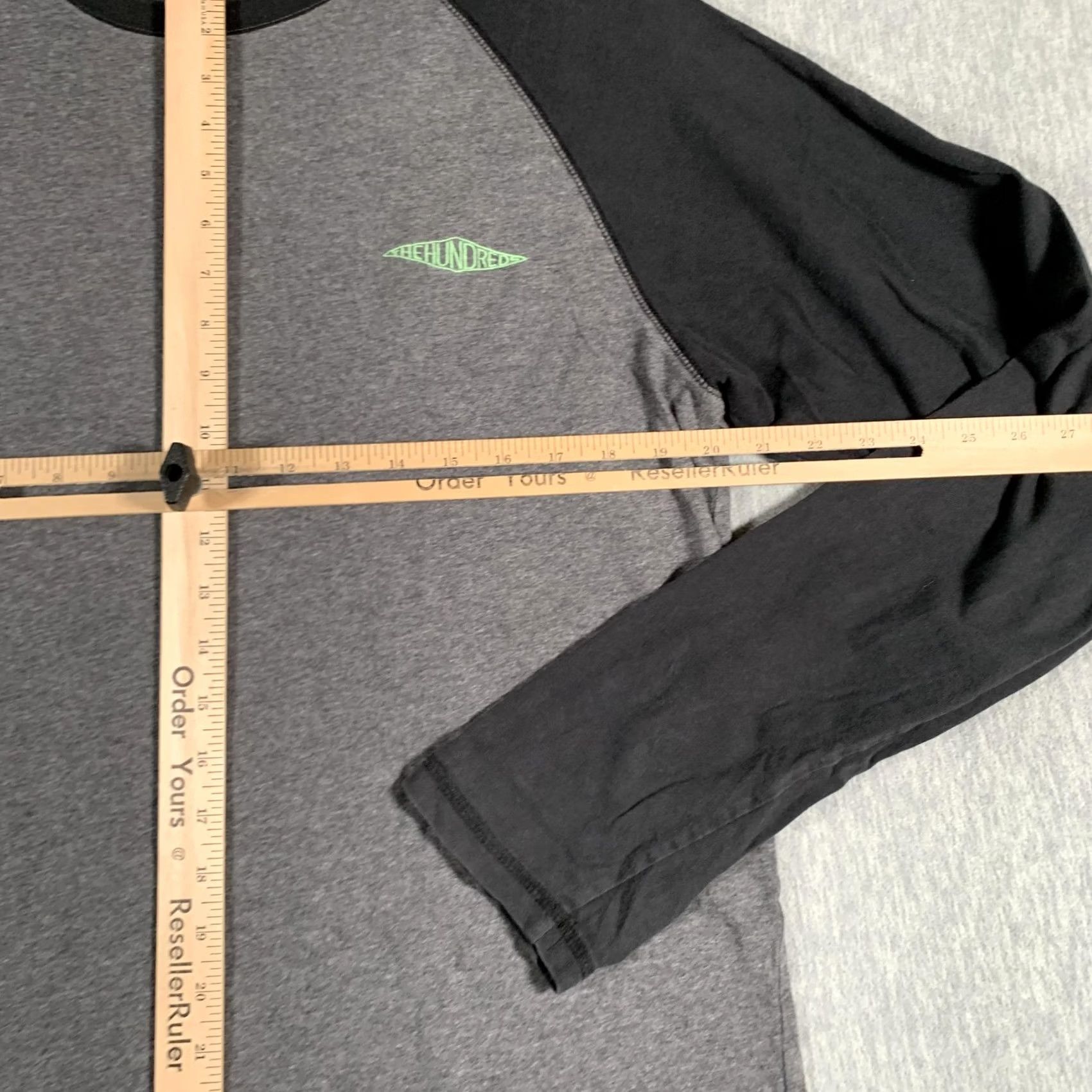 The Hundreds The Hundreds Shirt Mens XL Gray Black Raglan Long Sleeve Logo Skatewear Size US XL / EU 56 / 4 - 7 Thumbnail