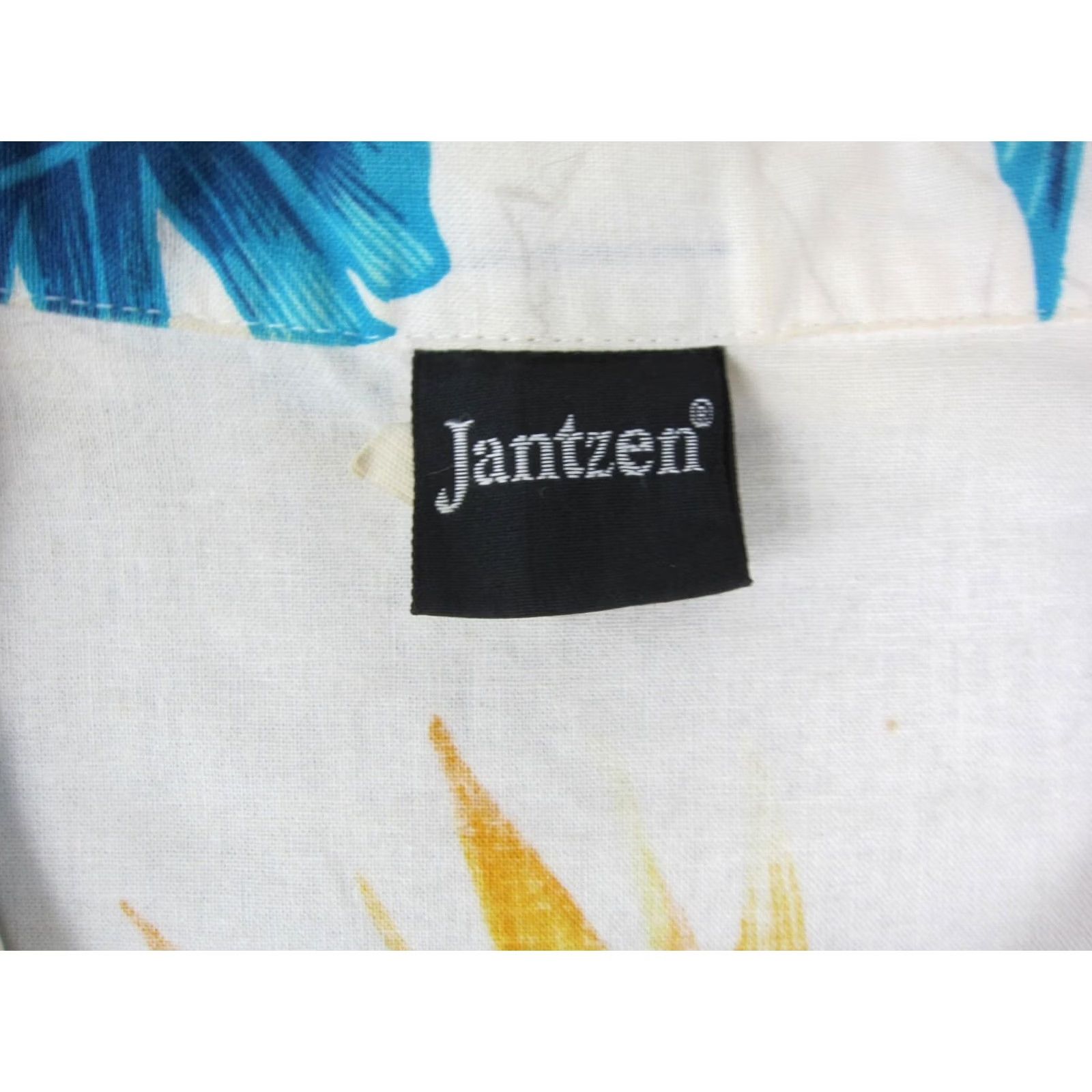 Jantzen VINTAGE Jantzen Camp Shirt Mens Large White Blue Hawaiian 80s Made in USA Aloha Shirt Buddings Size US L / EU 52-54 / 3 - 4 Thumbnail