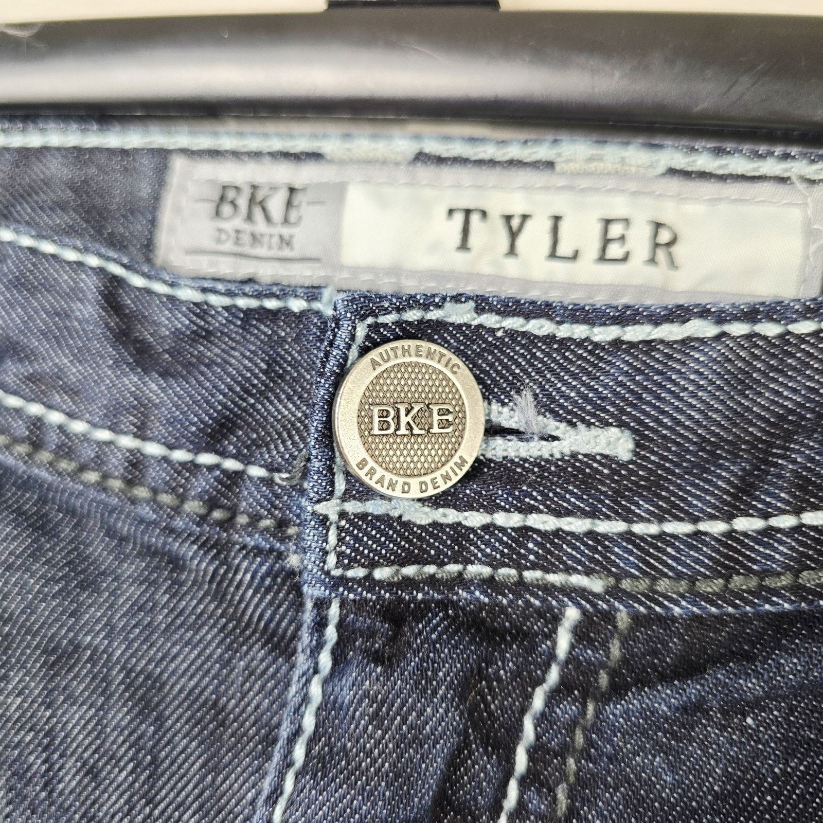 Other BKE Denim Tyler Straight Leg Blue Jeans 33R 33x26 Whiskers Size US 33 - 5 Thumbnail