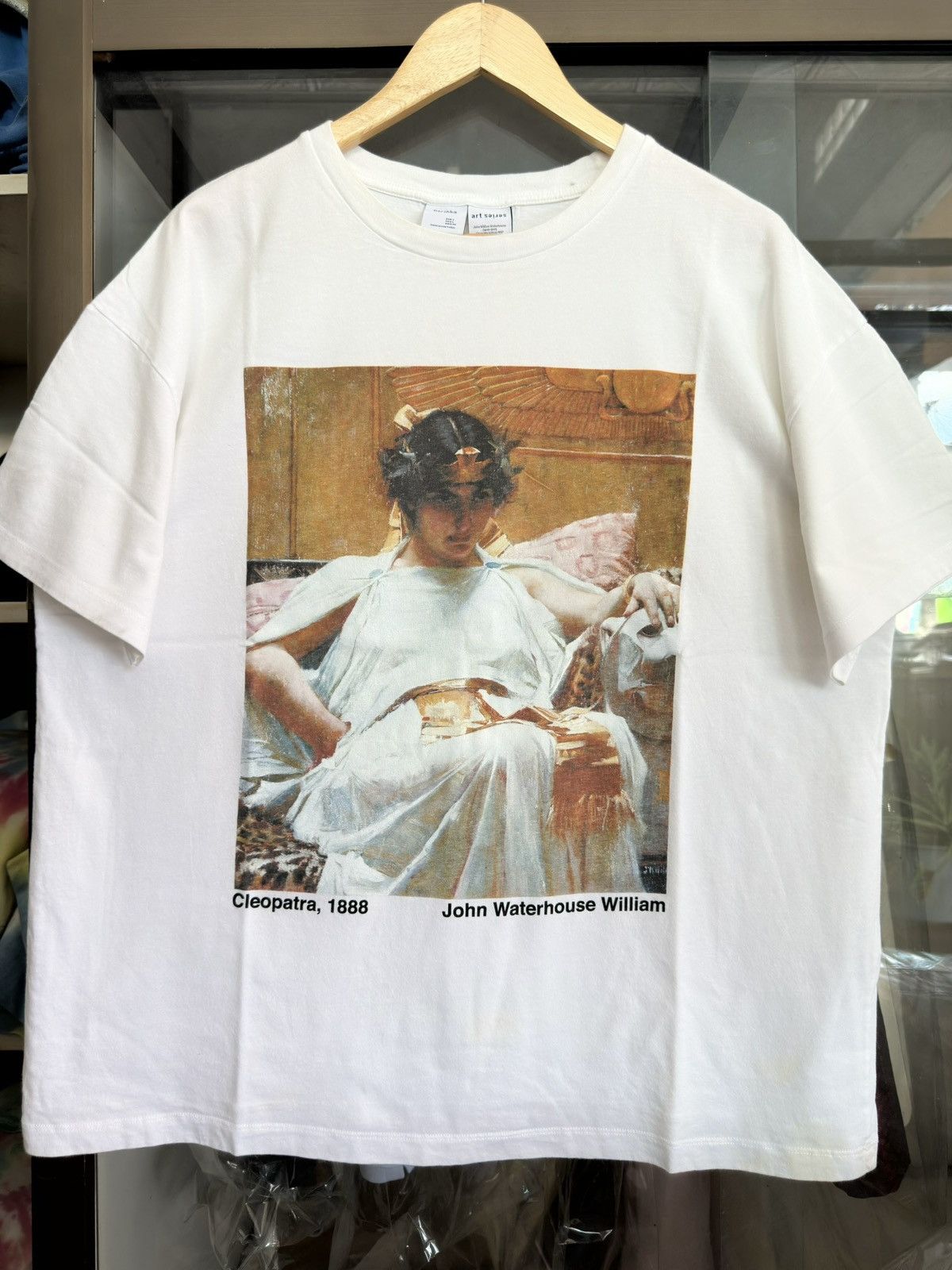 Arts & Science Bershka Art Series Cleopatra by John William Waterhouse Size US XL / EU 56 / 4 - 1 Thumbnail