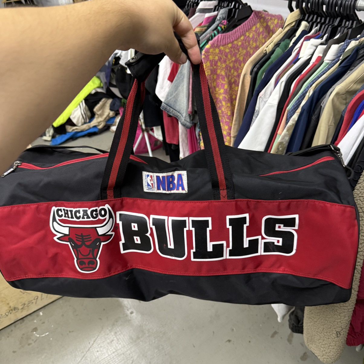 NBA Vintage Chicago Bulls Duffle Bag Size ONE SIZE - 5 Thumbnail