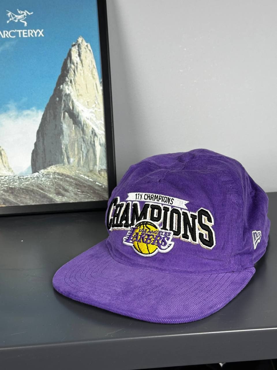 NBA × New Era New Era Purple Lakers Corduroy NBA Hat Size ONE SIZE - 2 Thumbnail