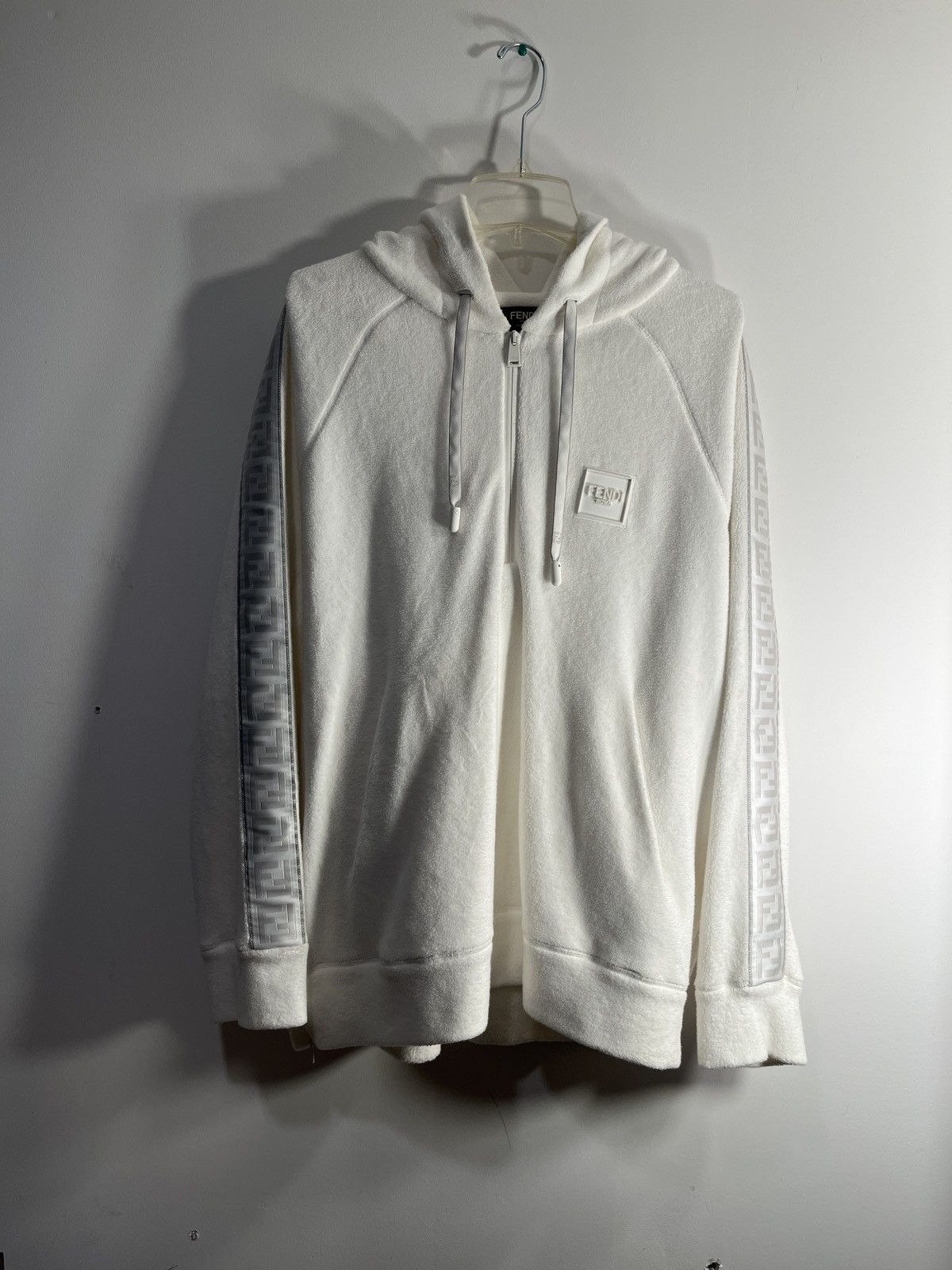 Fendi Fendi white furry quarter zip hoodie Size US XL / EU 56 / 4 - 1 Thumbnail