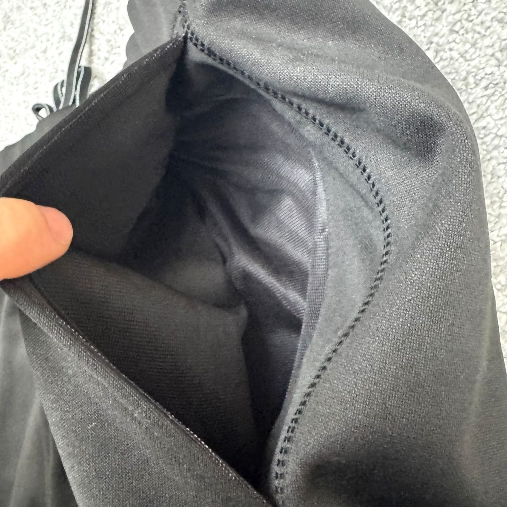 Vintage AND1 Tech Fleece Track Pants Mens 3XL Black with Pockets - Straight Leg, Fleece, Regular Fit, Polyester, Casual Activewear Size US 39 - 5 Thumbnail