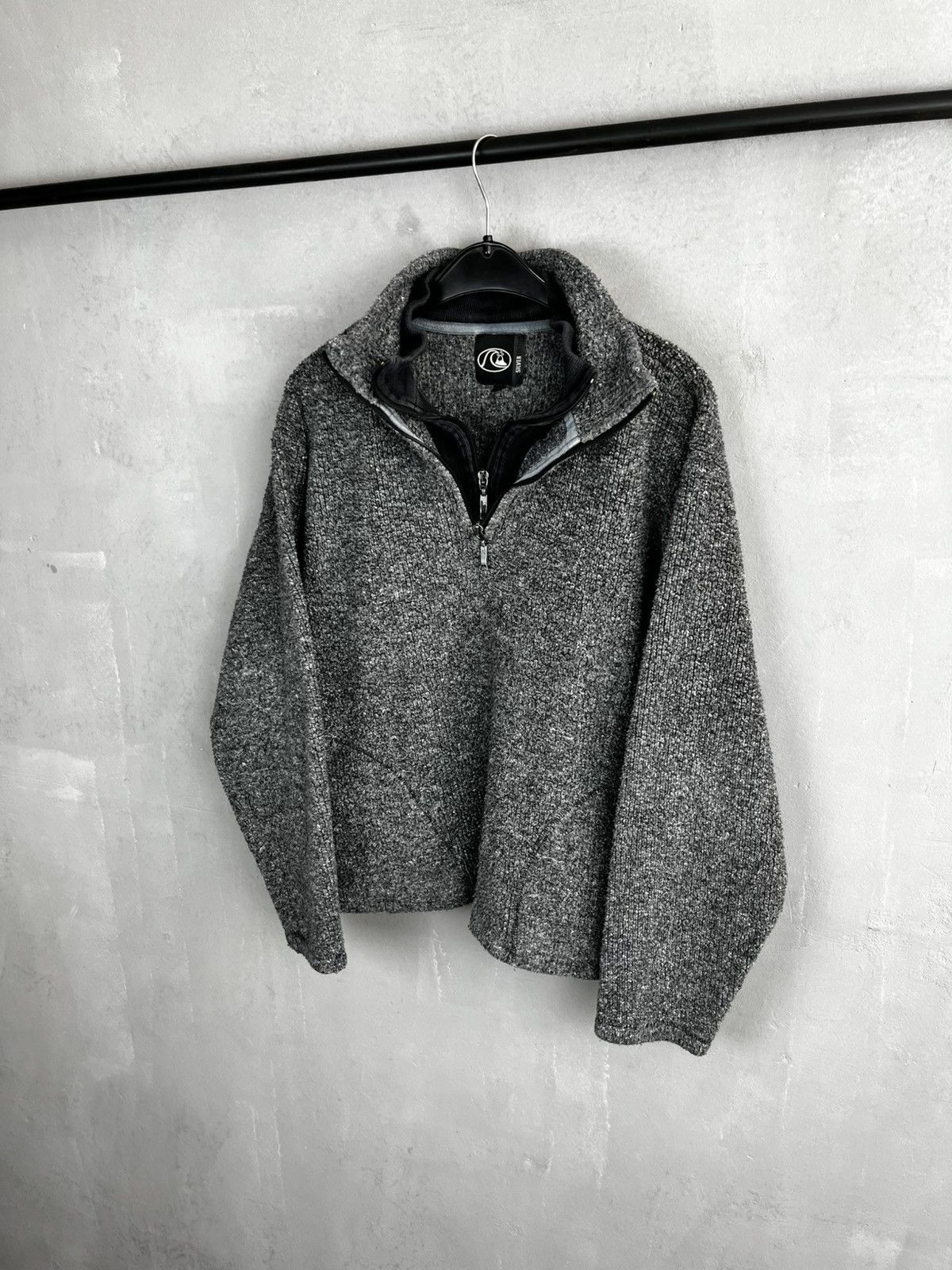 Quiksilver Quiksilver fleece vintage size L Size US L / EU 52-54 / 3 - 4 Thumbnail
