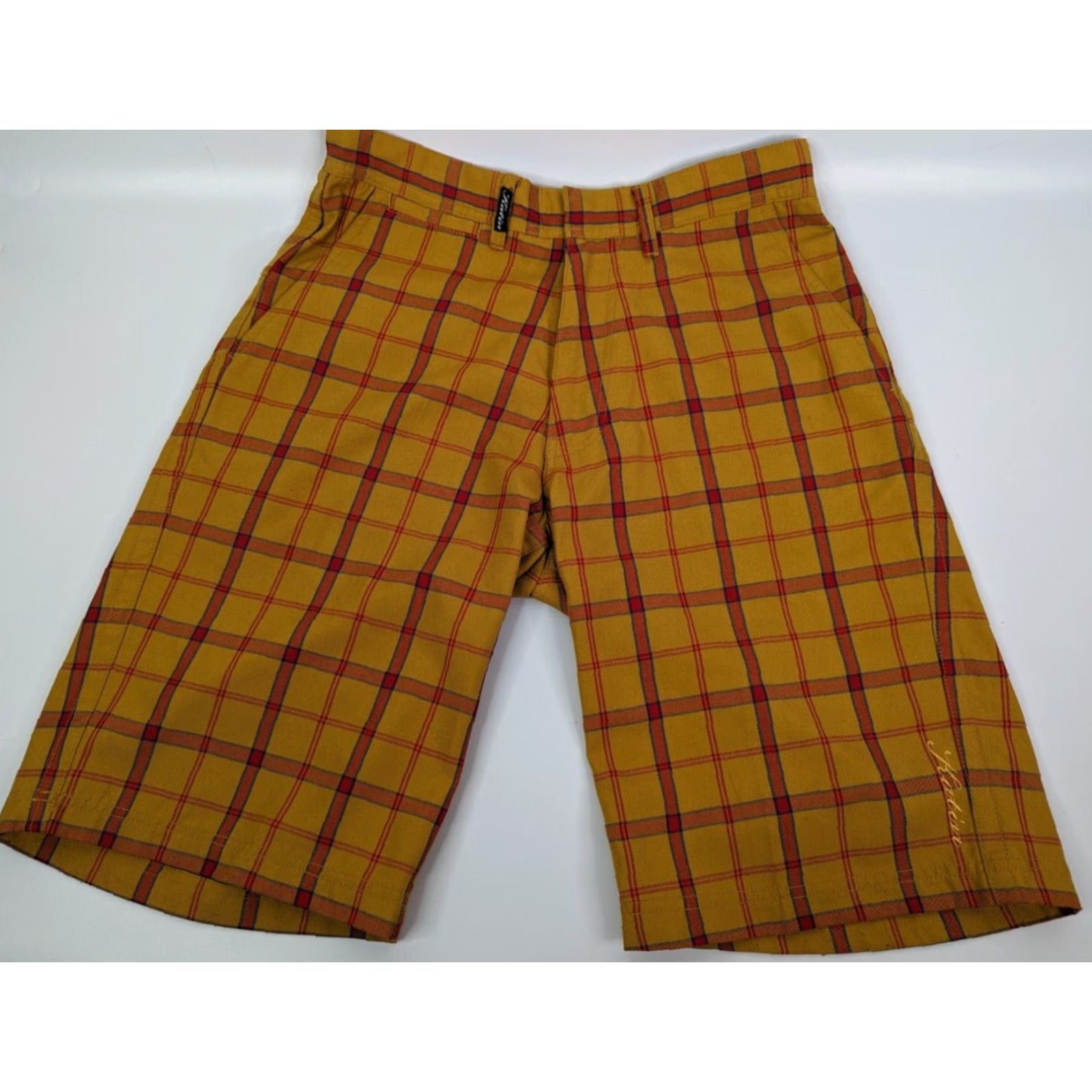 Katin Katin Chino Shorts Men's Size 31 Plaid Yellow Red Beach Beachwear Casual Flat Front Pockets Vintage No (adjusted for clarity) Size US 31 - 2 Thumbnail
