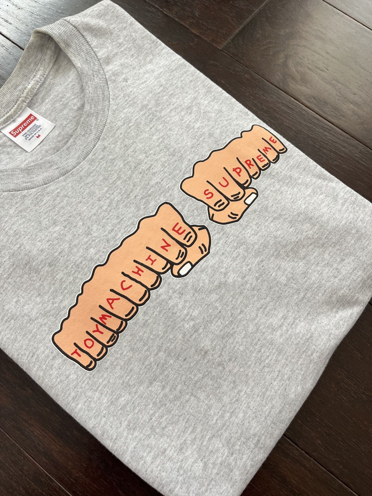 Supreme Supreme Toy Machine Fist Tee Size US M / EU 48-50 / 2 - 3 Thumbnail