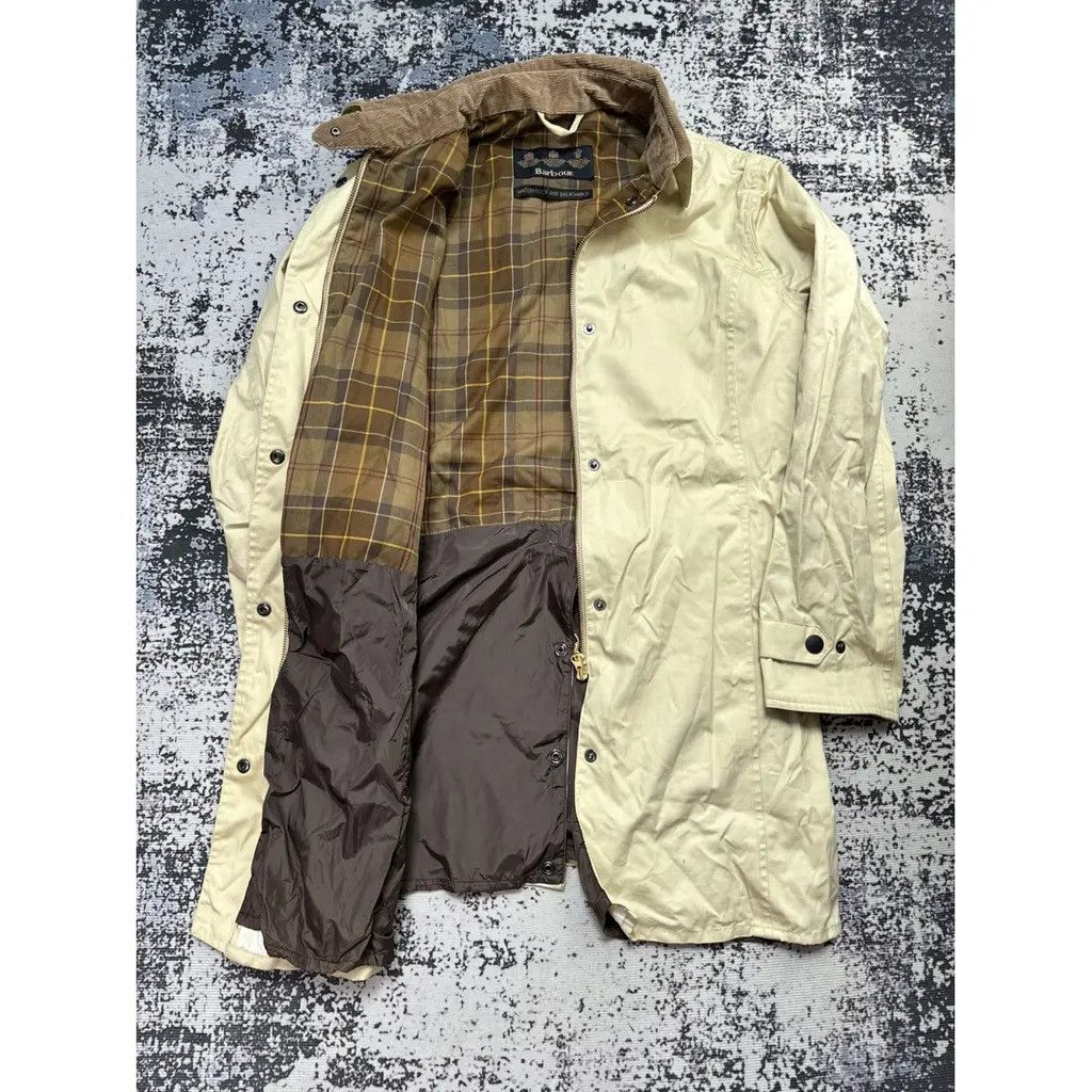 Barbour Barbour Coat With Pattern Beige Size 16 fit XL/XXL Size XL / US 12-14 / IT 48-50 - 2 Thumbnail