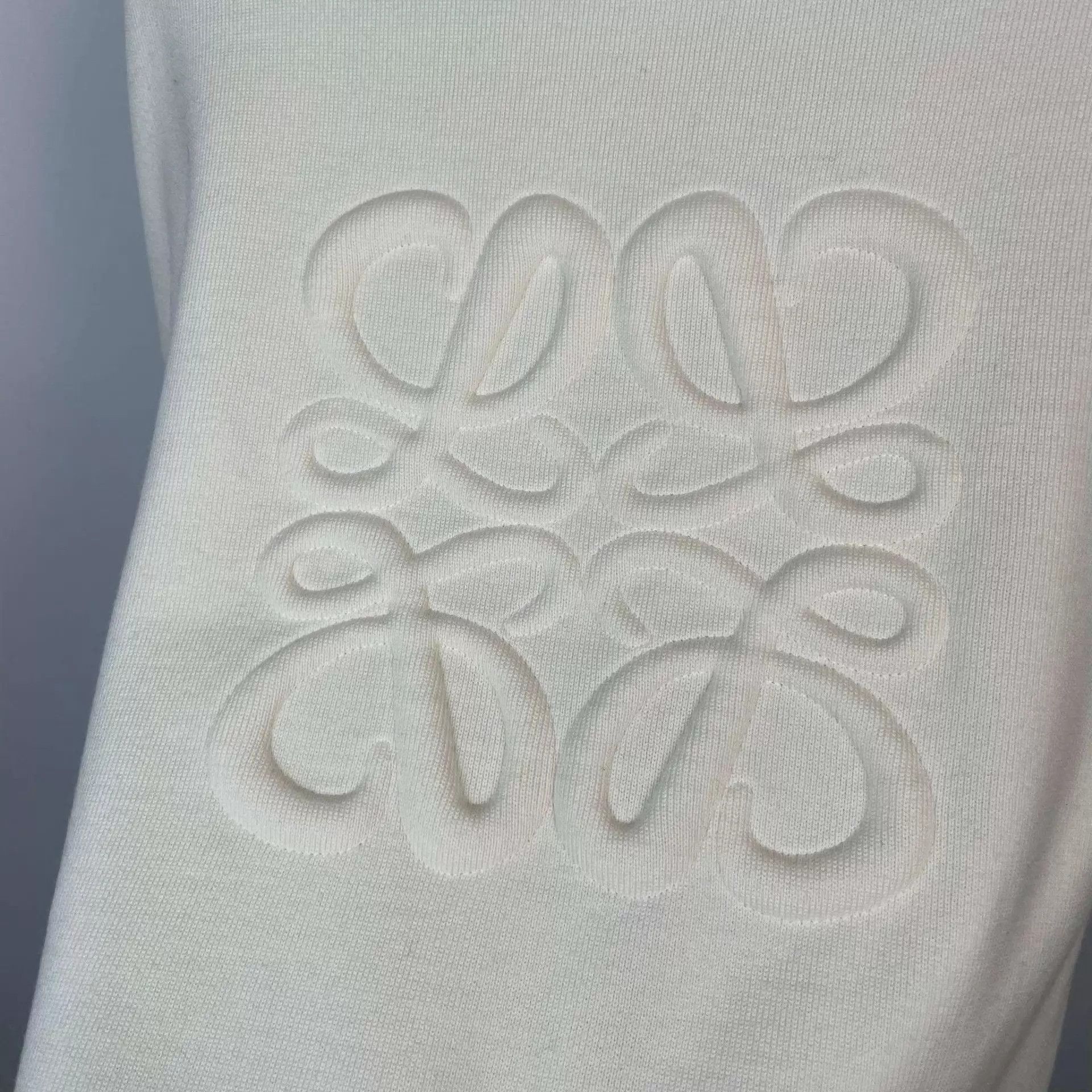 Loewe Loewe 97% New Wool Knit Hoodie S Cream White Size S / US 4 / IT 40 - 3 Thumbnail