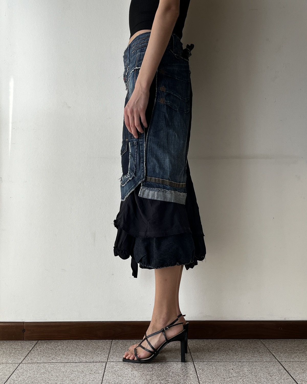 Marithe + Francois Girbaud Marithé & François Girbaud denim skirt Size 27" / US 4 / IT 40 - 5 Thumbnail