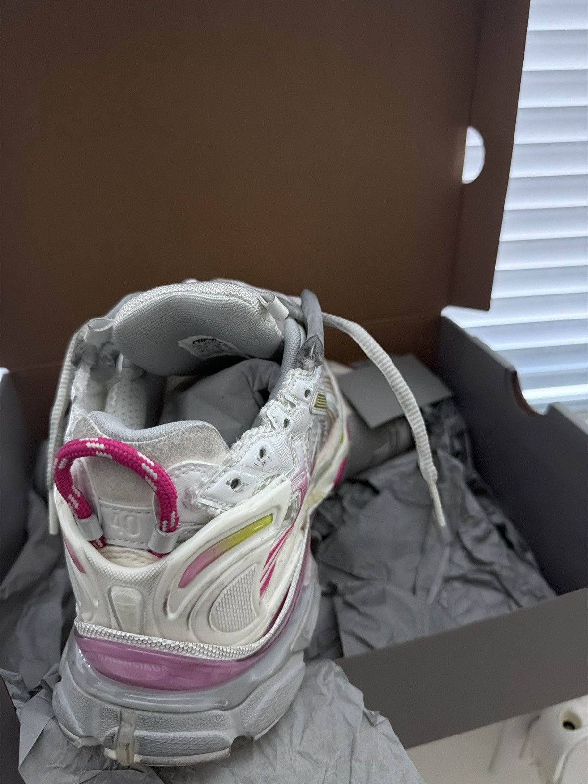 Balenciaga Balenciaga Women's Runner Sneakers Size US 10 / IT 40 - 3 Thumbnail
