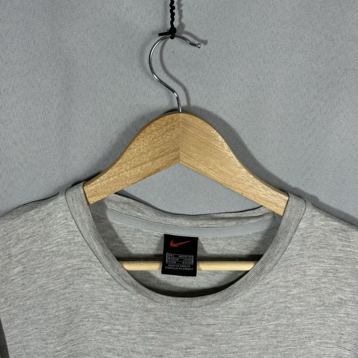 Nike Nike vintage basic t-shirt grey large rare Size US L / EU 52-54 / 3 - 3 Thumbnail