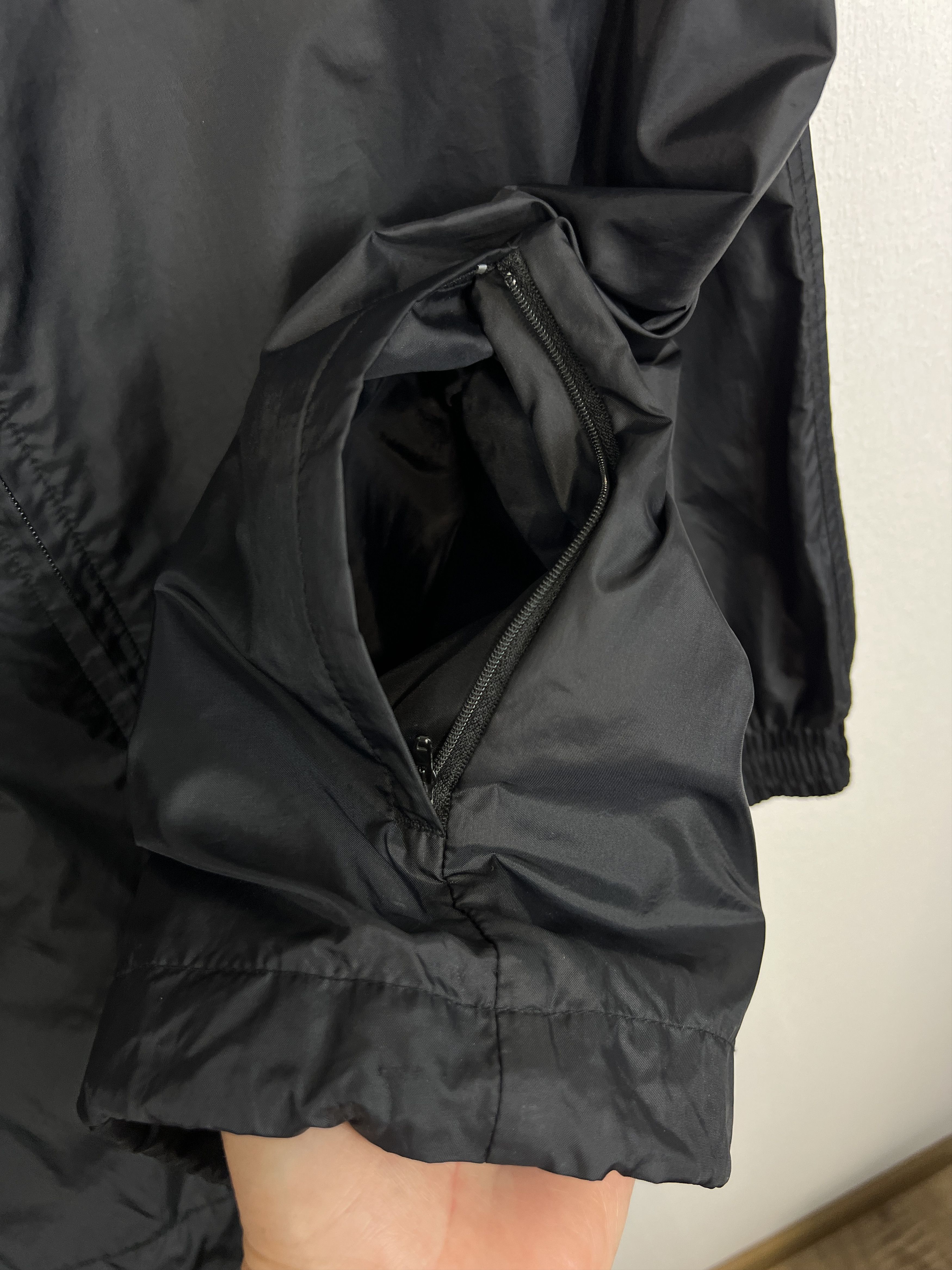 Reebok Liverpool Football Train Jacket Windbreaker Track Top Size US M / EU 48-50 / 2 - 5 Thumbnail