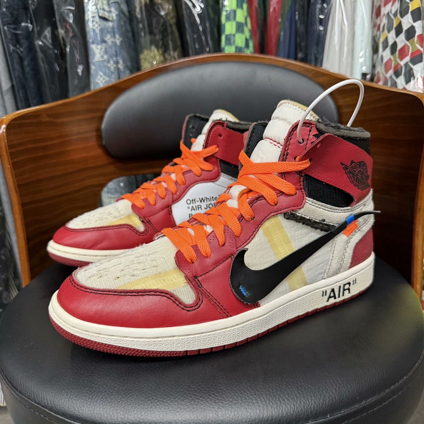 Nike Nike AJ1 Red Lowtop Sneakers 42 Men Size US 9 / EU 42 - 1 Thumbnail