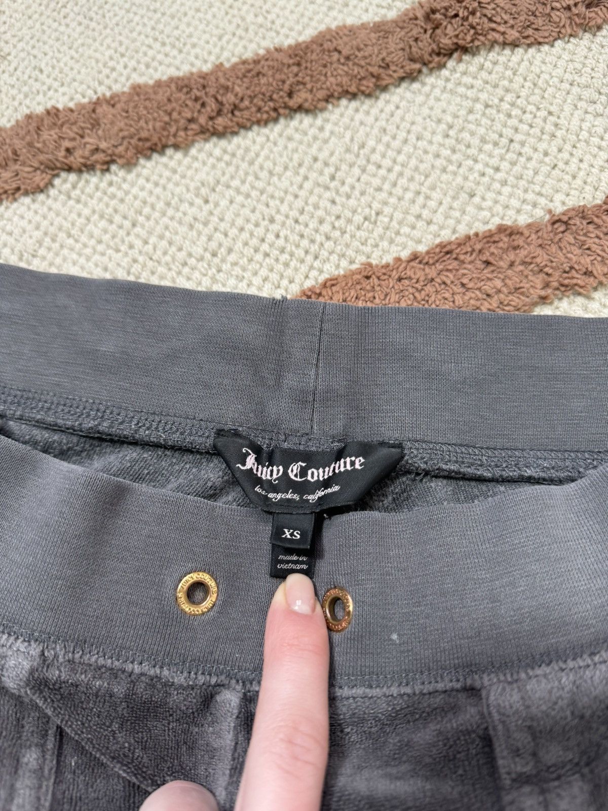 Juicy Couture VINTAGE JUICY COUTURE VELOUR PANTS Size 25" / US 0 / IT 36 - 4 Thumbnail