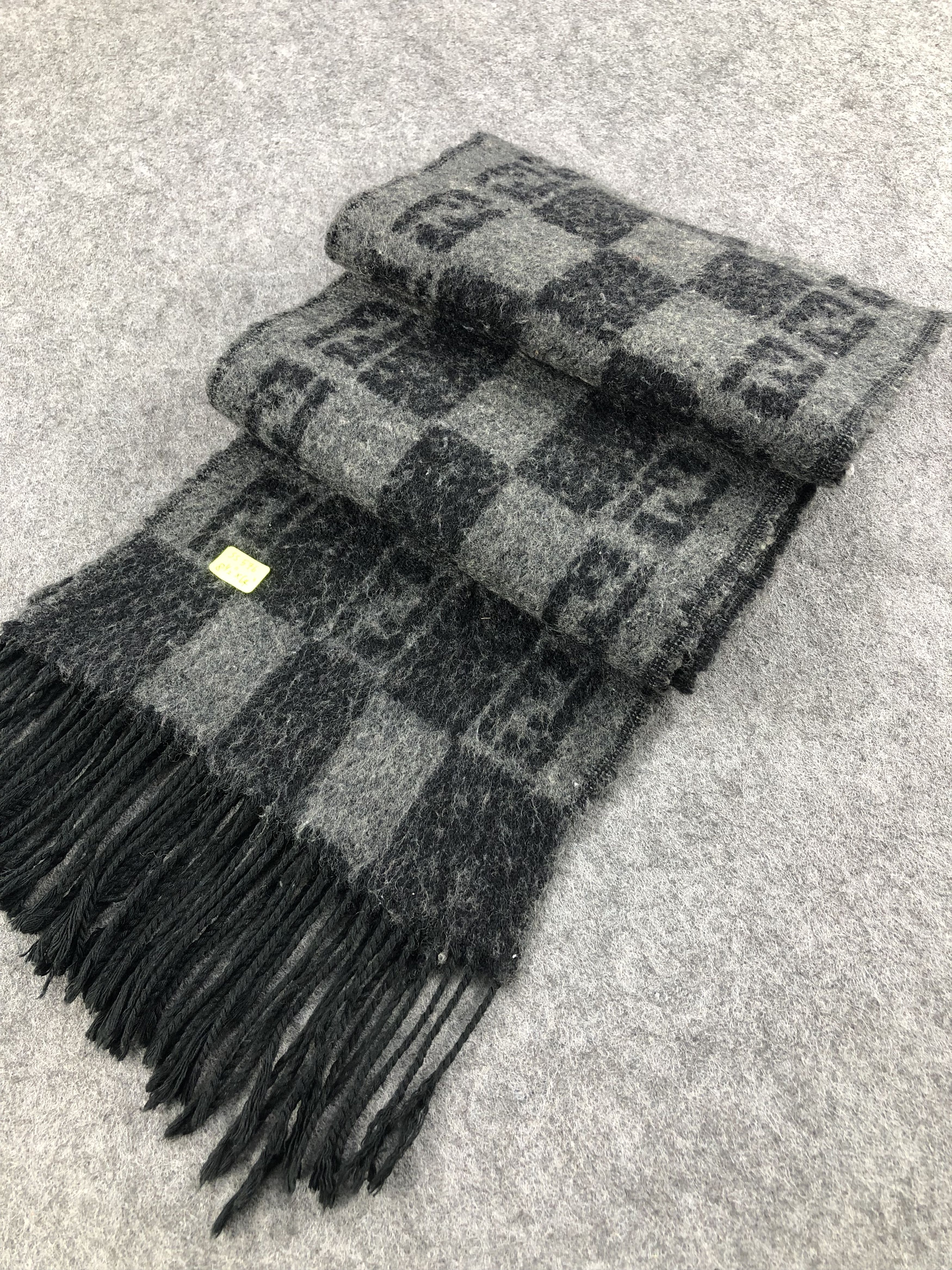 Fendi Fendi Monogram Scarf / Muffler / Neckwear Size ONE SIZE - 2 Thumbnail