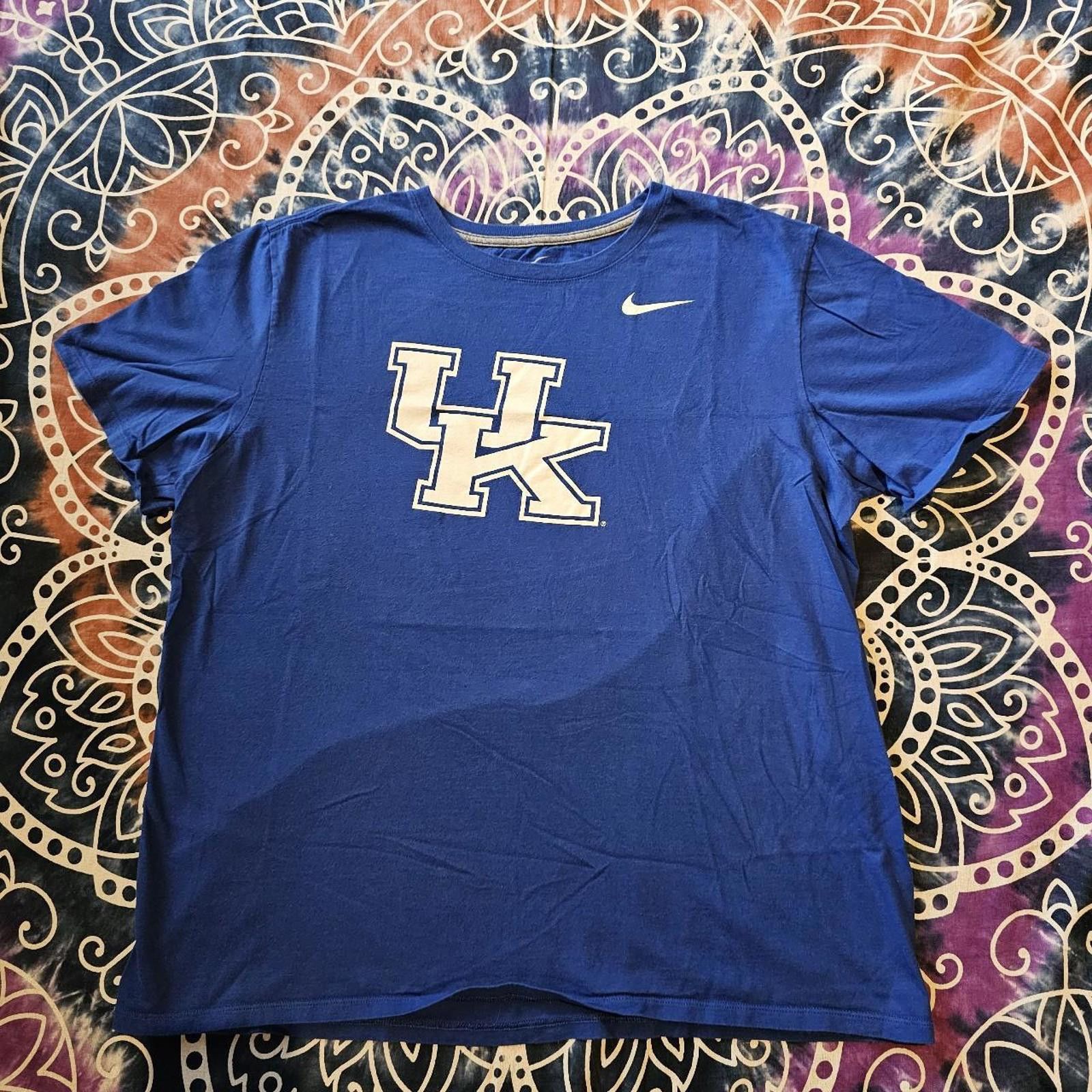 Nike Nike University of Kentucky Youth XL T-shirt Size US XL / EU 56 / 4 - 1 Thumbnail