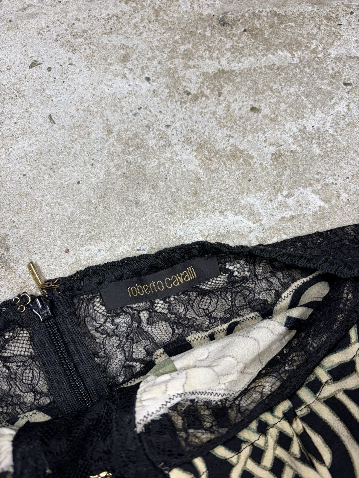 Roberto Cavalli Roberto Cavalli 2006 Floral Print Silk Slip Dress Lace Trims Size M / US 6-8 / IT 42-44 - 10 Thumbnail