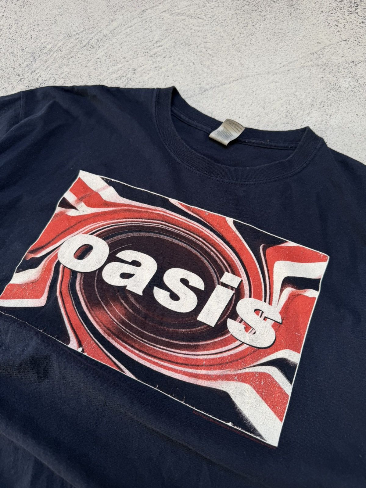 Gildan Vintage Oasis Band Merch T shirt Mens size XL Size US XL / EU 56 / 4 - 4 Thumbnail