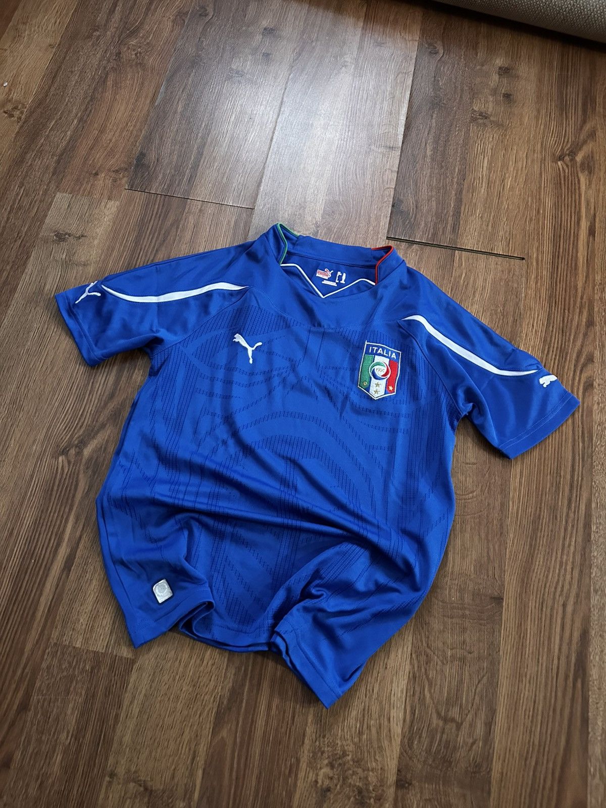 Puma Vintage Puma Italy 2008-2010 Home Football Shirt Jersey YL Size US XXS / EU 40 - 1 Thumbnail