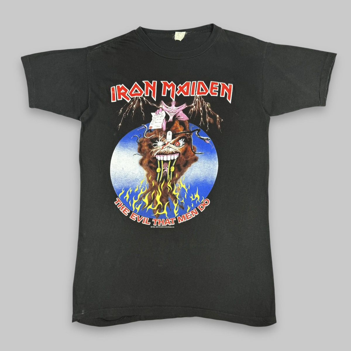Band Tees Vintage 1988 Iron Maiden The Evil That Men Do Euro T Shirt Size US L / EU 52-54 / 3 - 3 Thumbnail