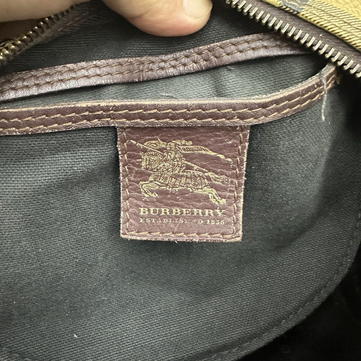 Burberry ‼️YES‼️ AUTHENTIC BURBERRY NOVA CHECK BOSTON SPEEDY BAG Size ONE SIZE - 12 Thumbnail