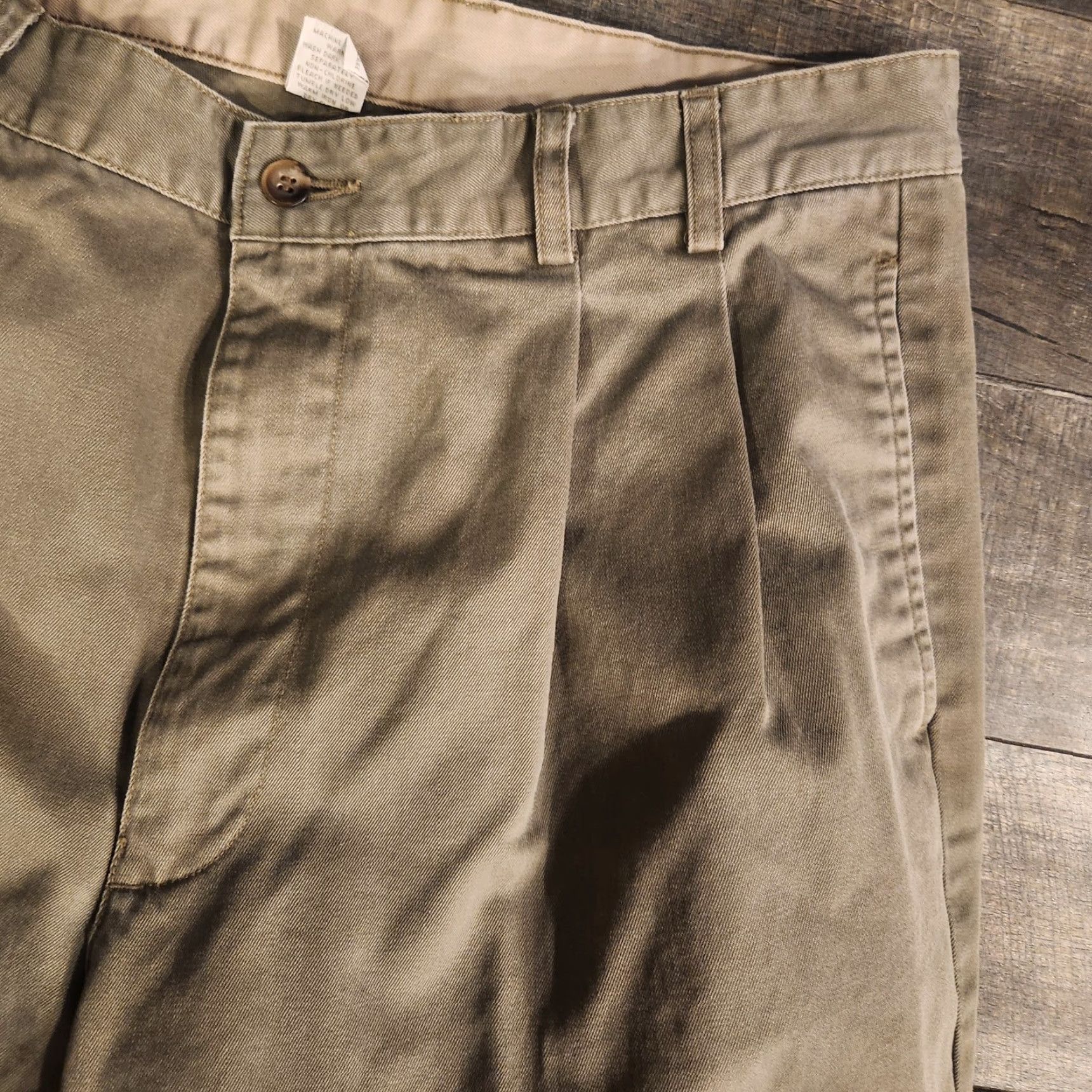Banana Republic VINTAGE Banana Republic Pleated Cuffed Chino Pants 35 X 29 Olive Green Shirt? Size US 35 - 4 Thumbnail