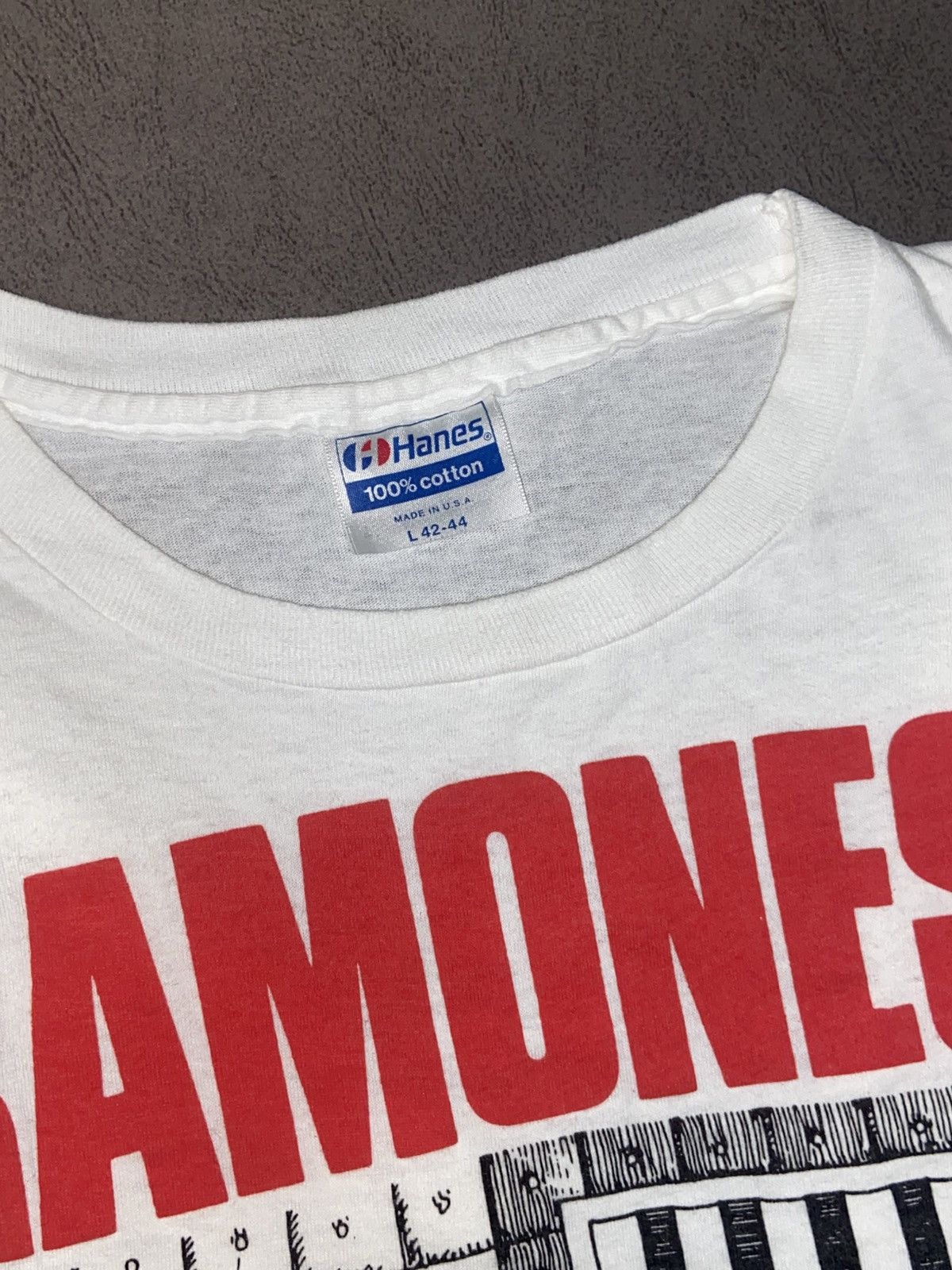 Vintage Ramones 1998s Size US M / EU 48-50 / 2 - 3 Thumbnail