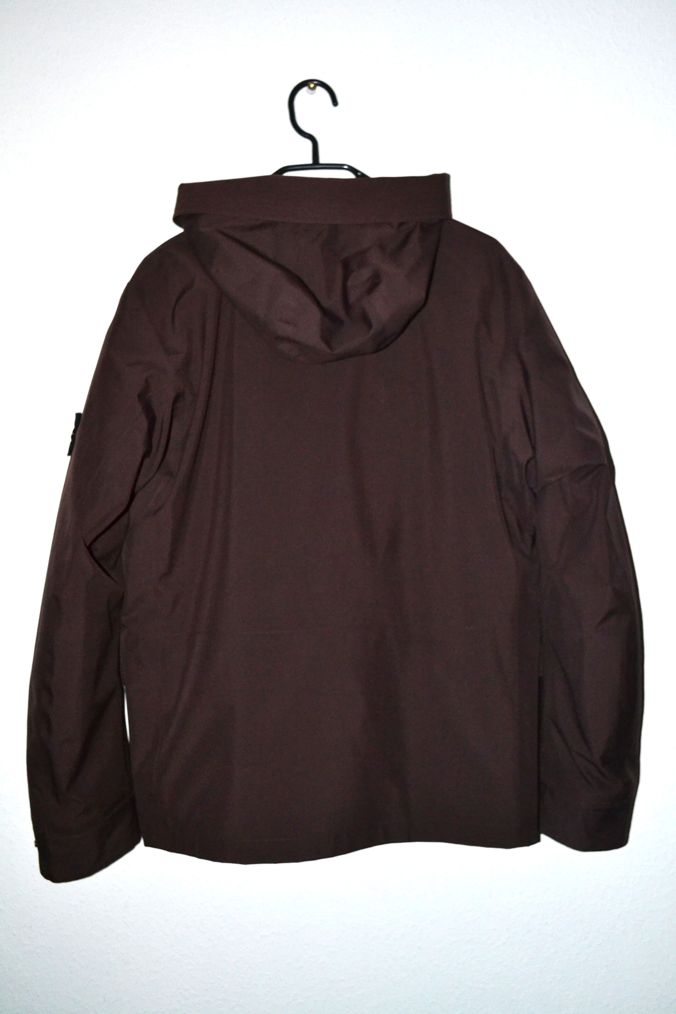 Stone Island Stone Island Tank Shield Featuring Jacket Size US M / EU 48-50 / 2 - 5 Thumbnail