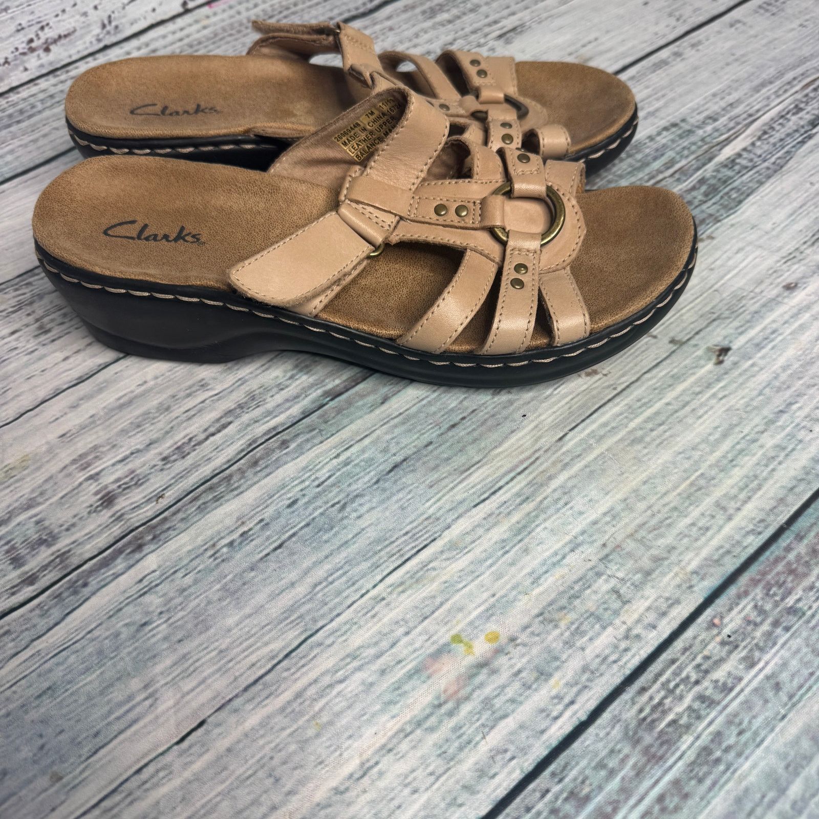 Clarks Clarks Tan Sandals Womens Size 6.5 Leather Slip On Open Toe Size US 7 / IT 37 - 2 Thumbnail