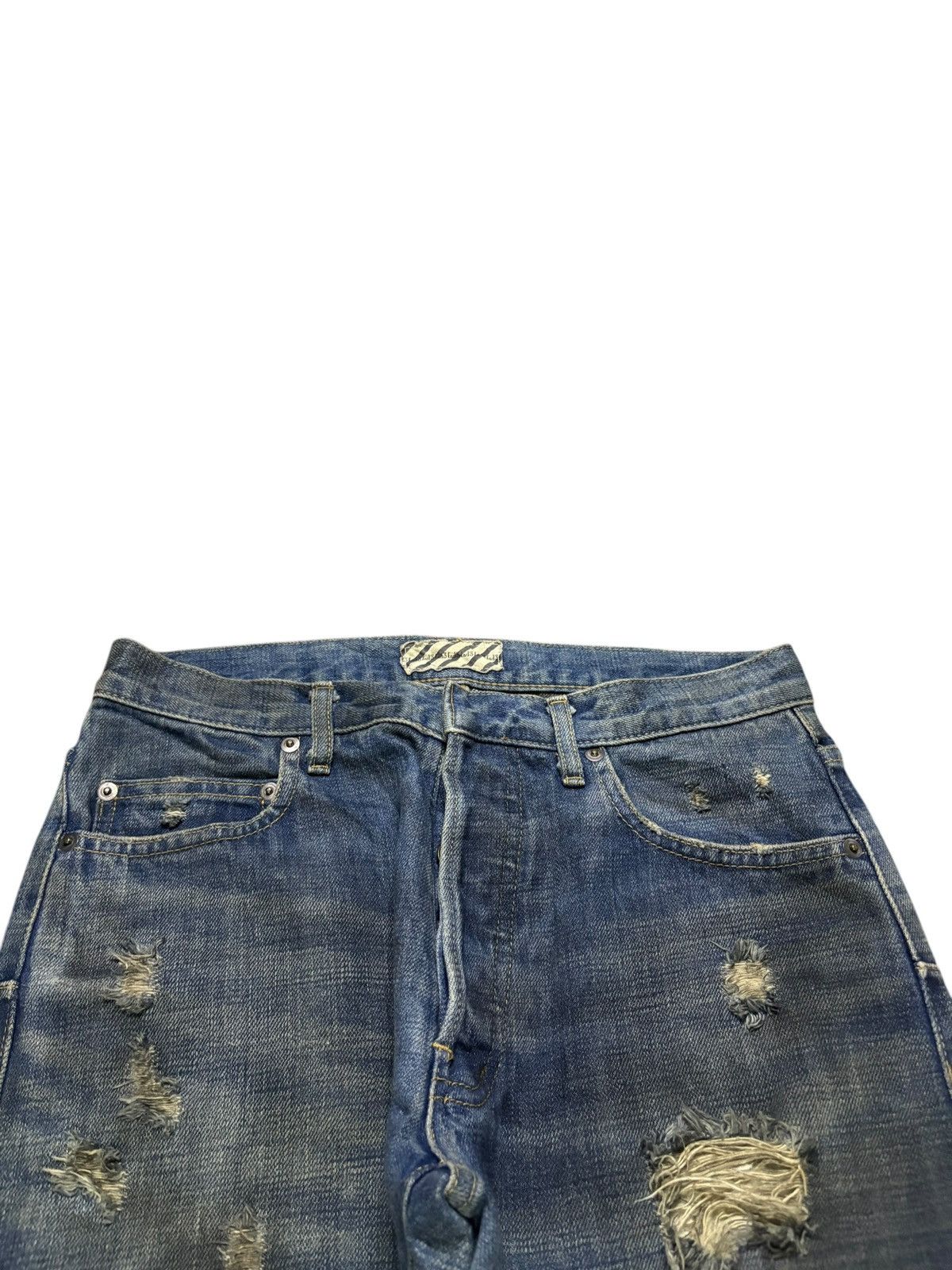 Japanese Brand Vintage Japanese Brand Rusty Wash Distressed Jeans Size US 29 - 4 Thumbnail